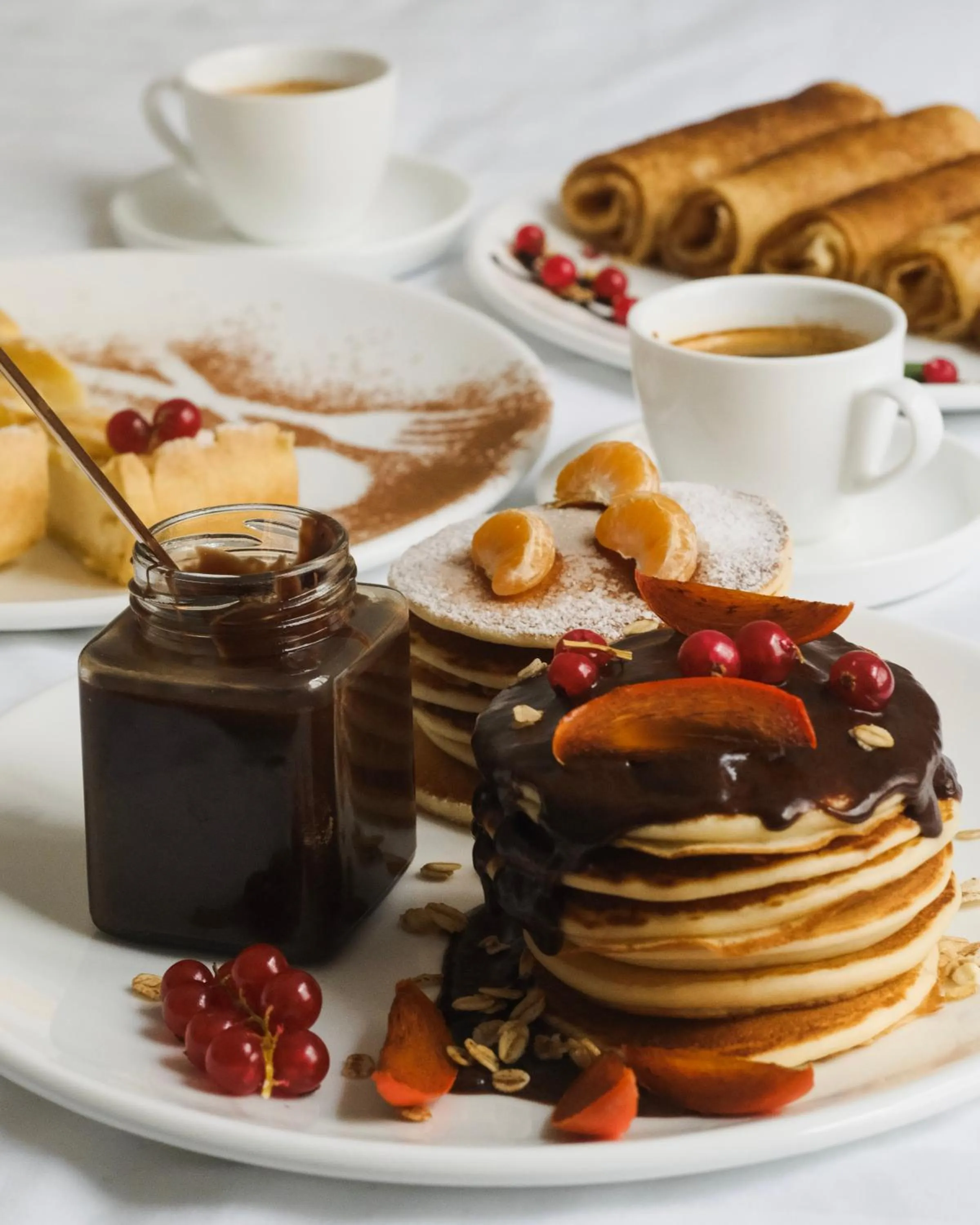 Restaurant/places to eat in Parklane Hotel