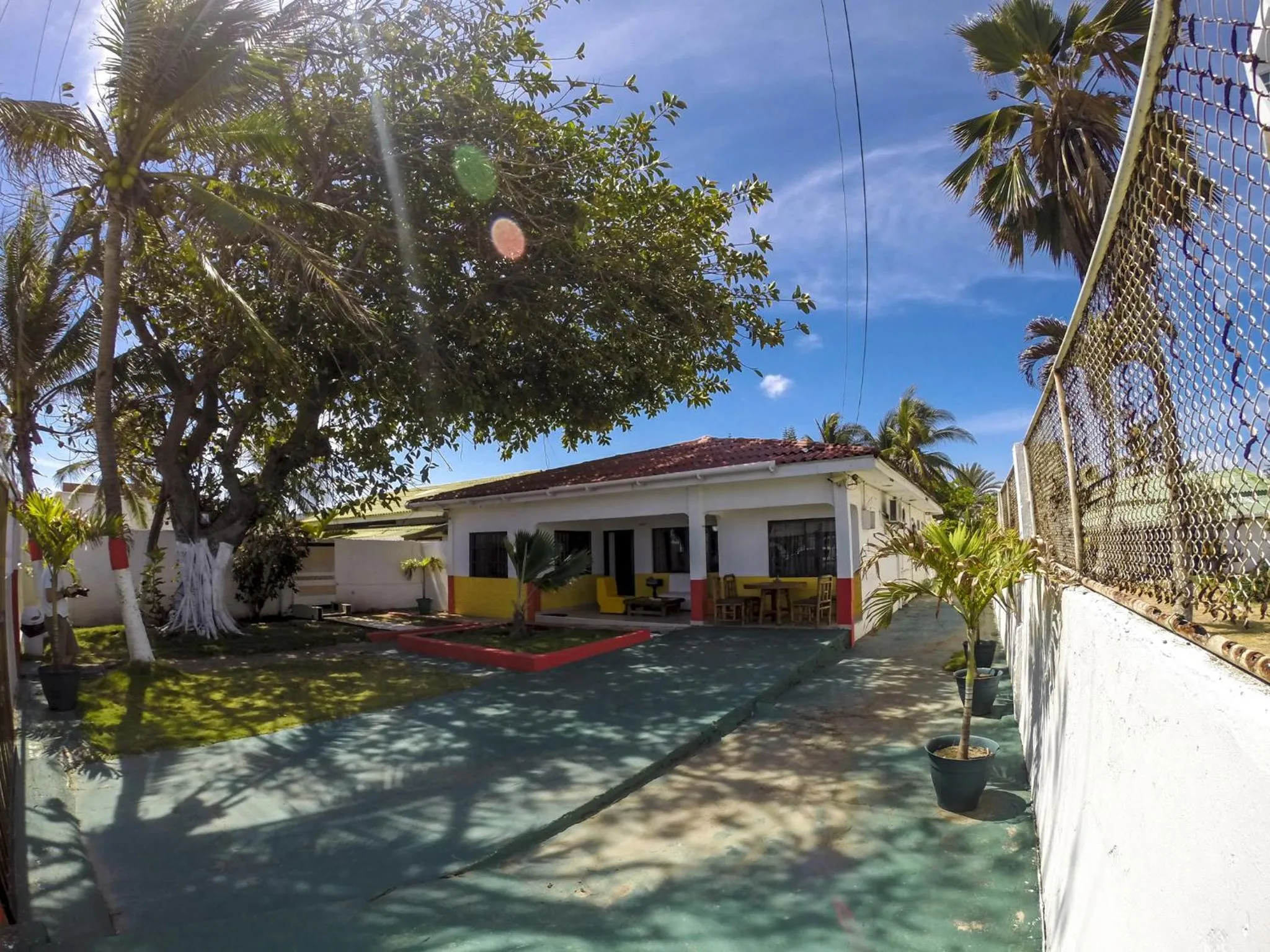 Day in Villa Sarie Bay