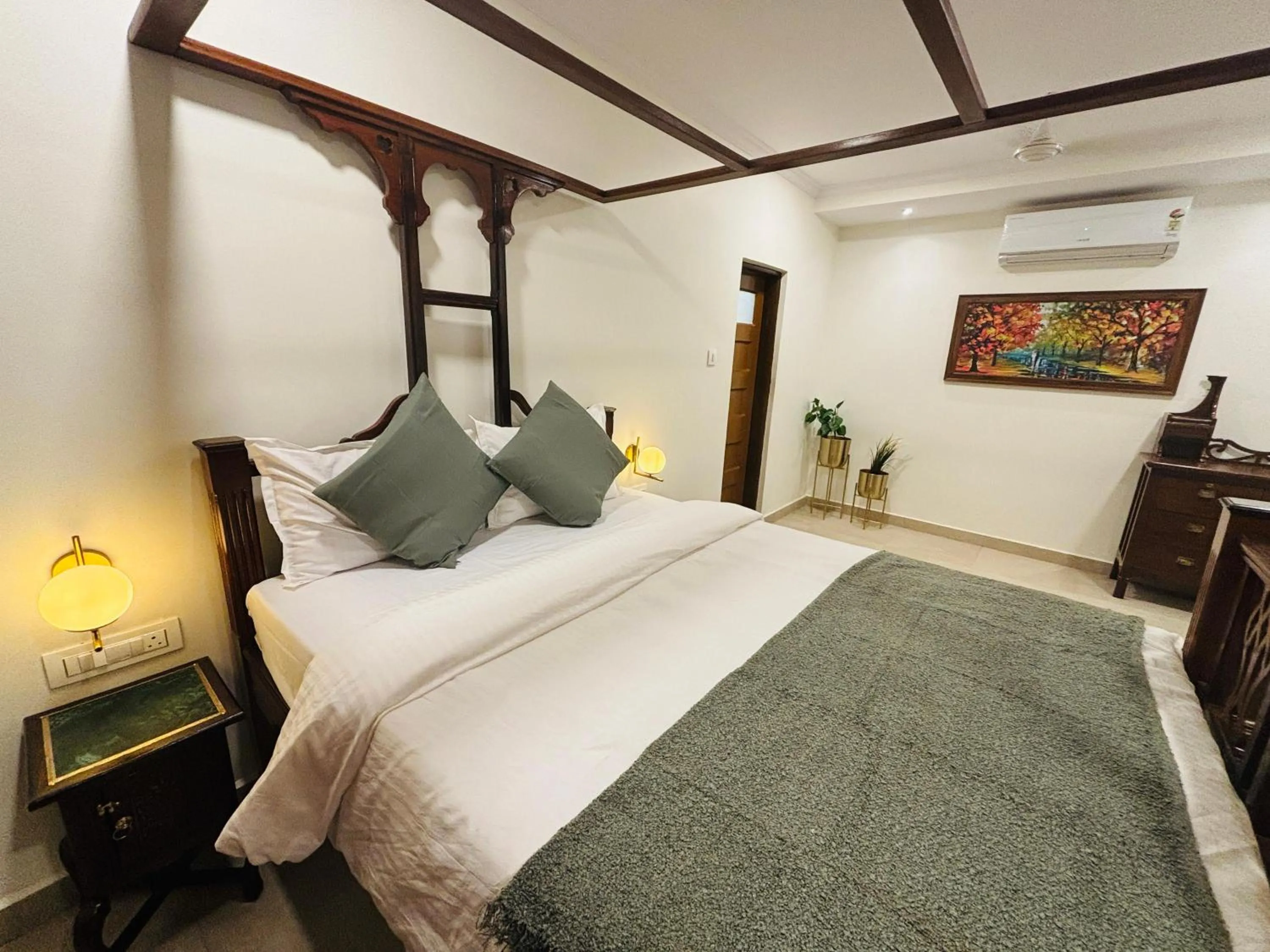 Bed in CooCasa