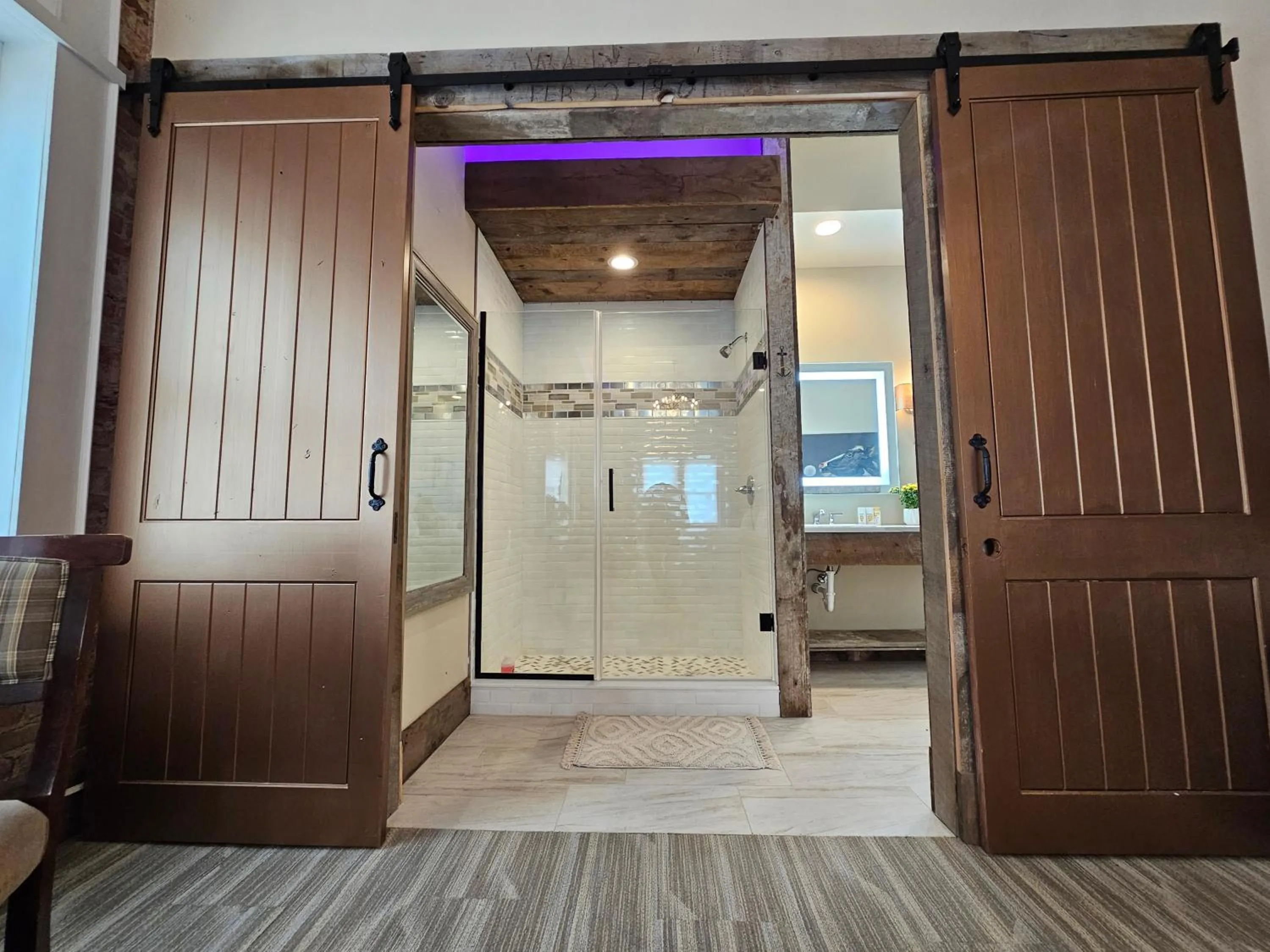 Bathroom in Eaglescape Suites and Event Center