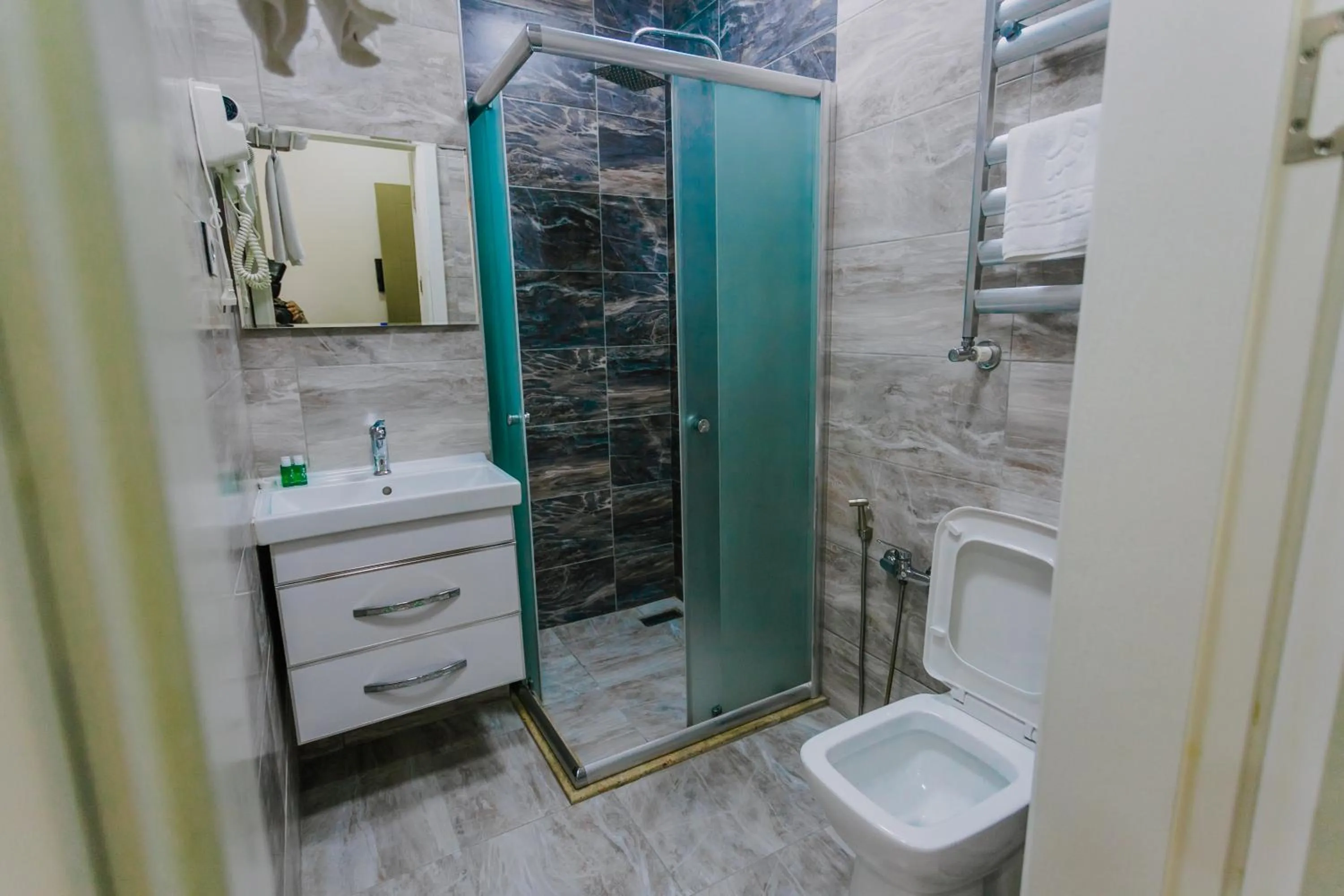 Shower in Madina-ZamZam Halal Hotels Group