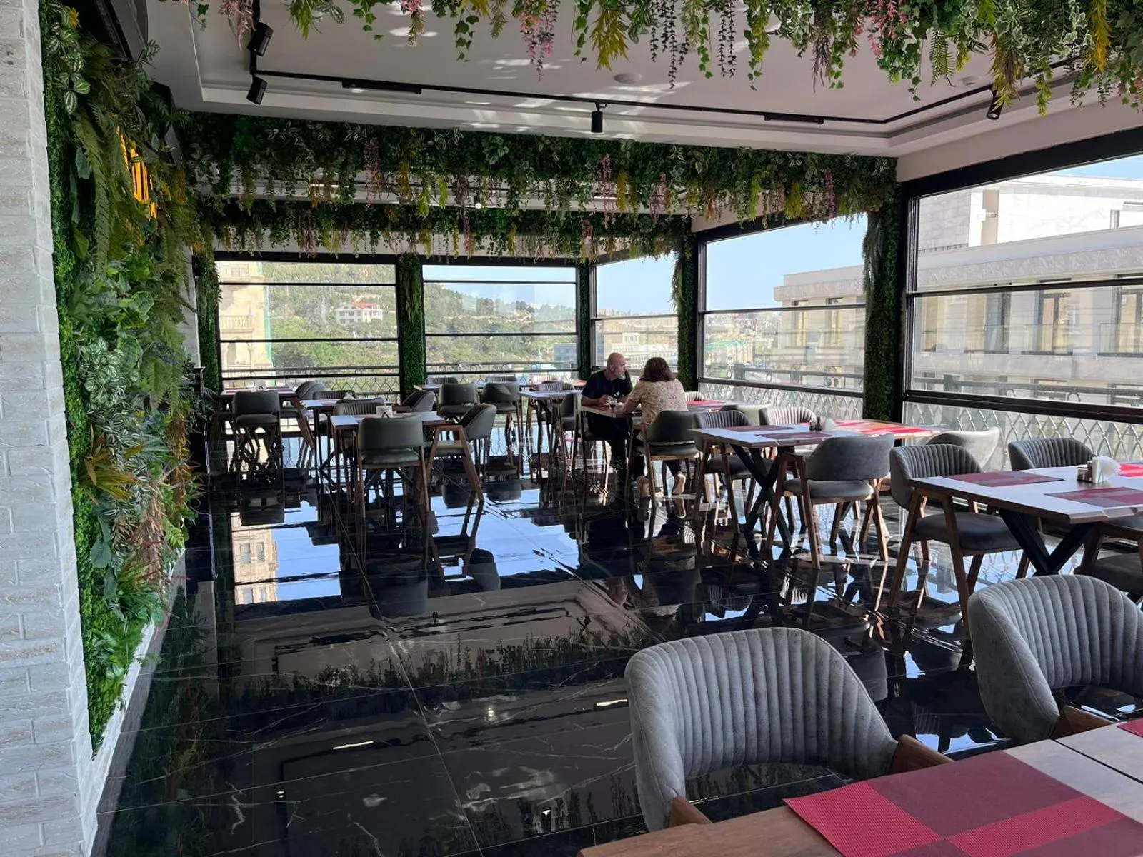 Restaurant/places to eat in Madina-ZamZam Halal Hotels Group