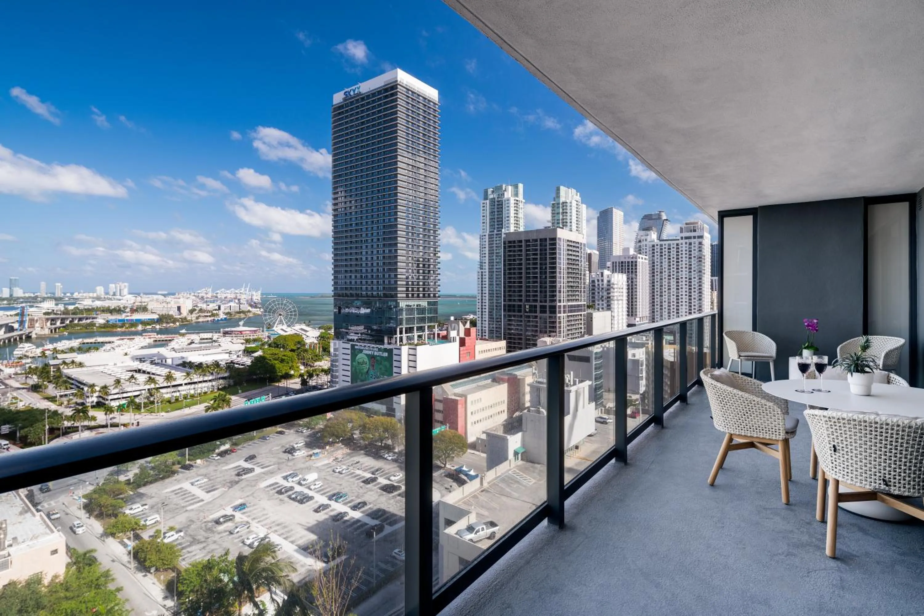 Balcony/Terrace in Gale Miami Hotel & Residences