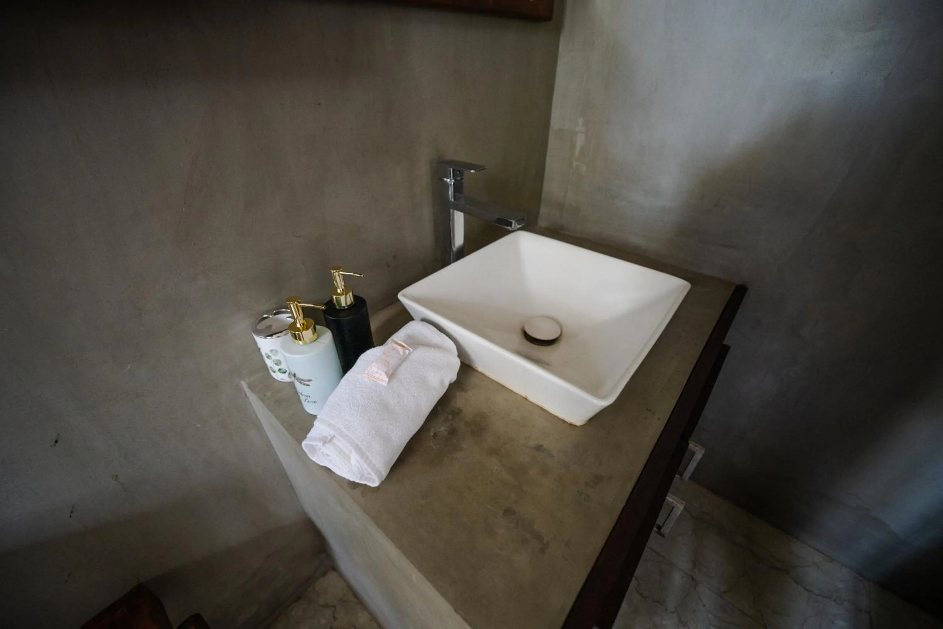 Bathroom in Sky House Ahangama