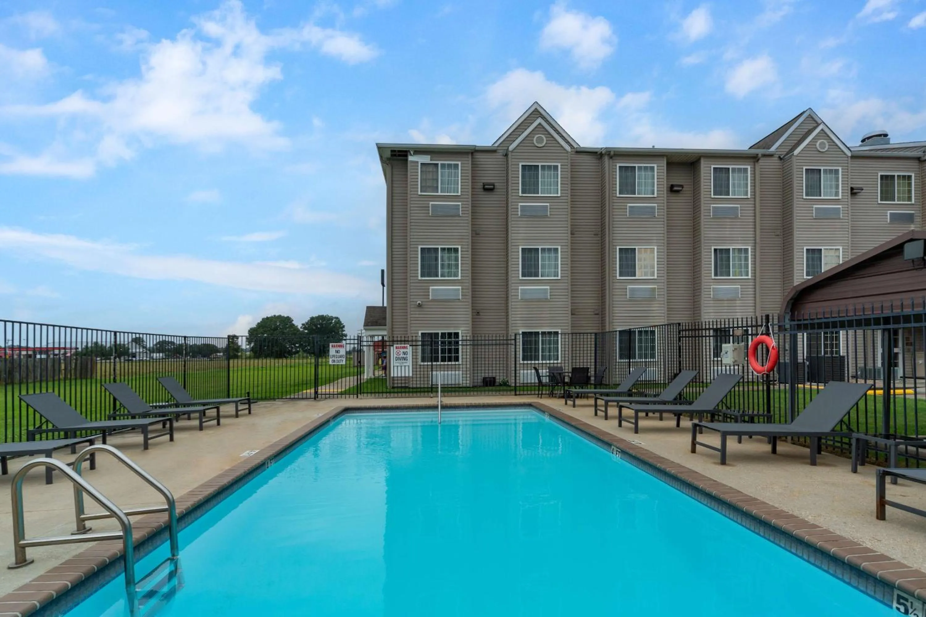 Pool view in Studio 6 Suites Breaux Bridge, LA