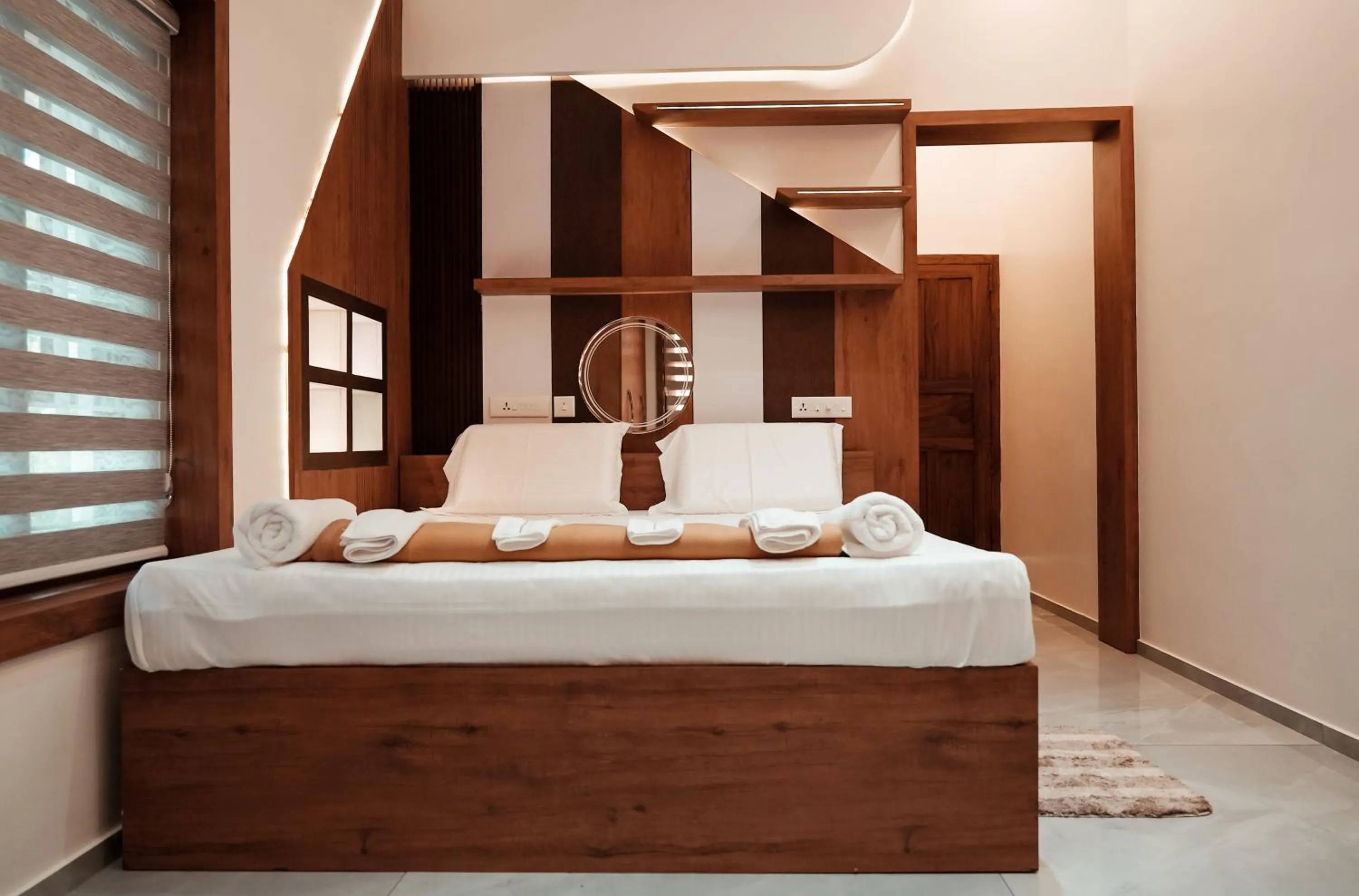 Bed in Kalloos Island Backwater Resort