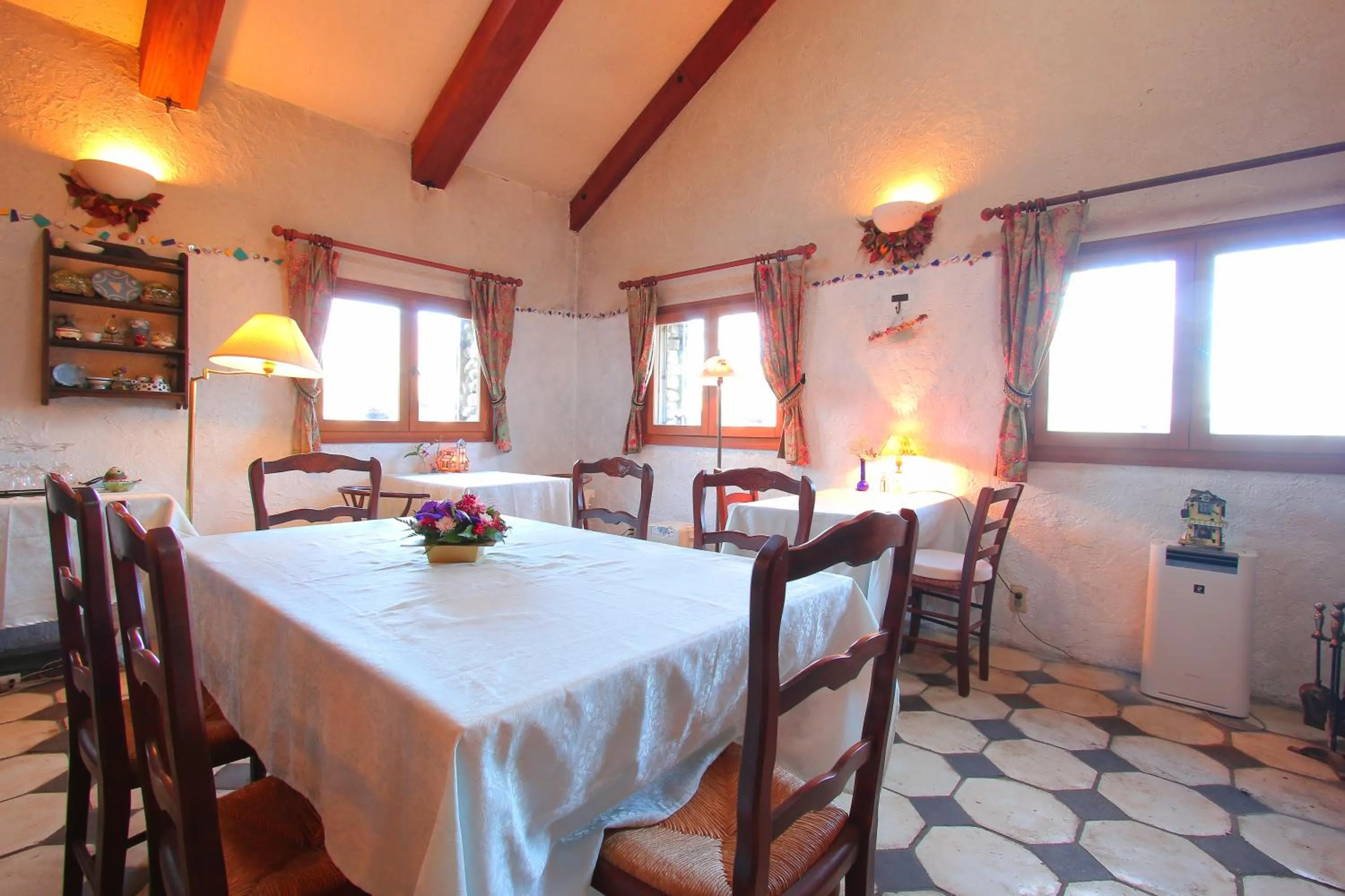 Restaurant/places to eat in Auberge Koyama