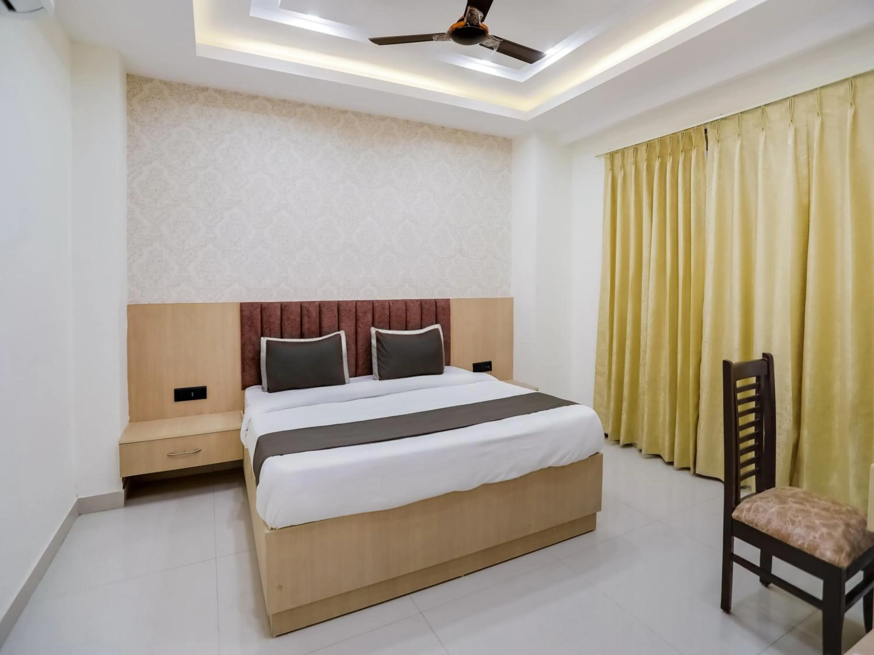 Bedroom, Bed in Townhouse Magnolia Corporate Stays