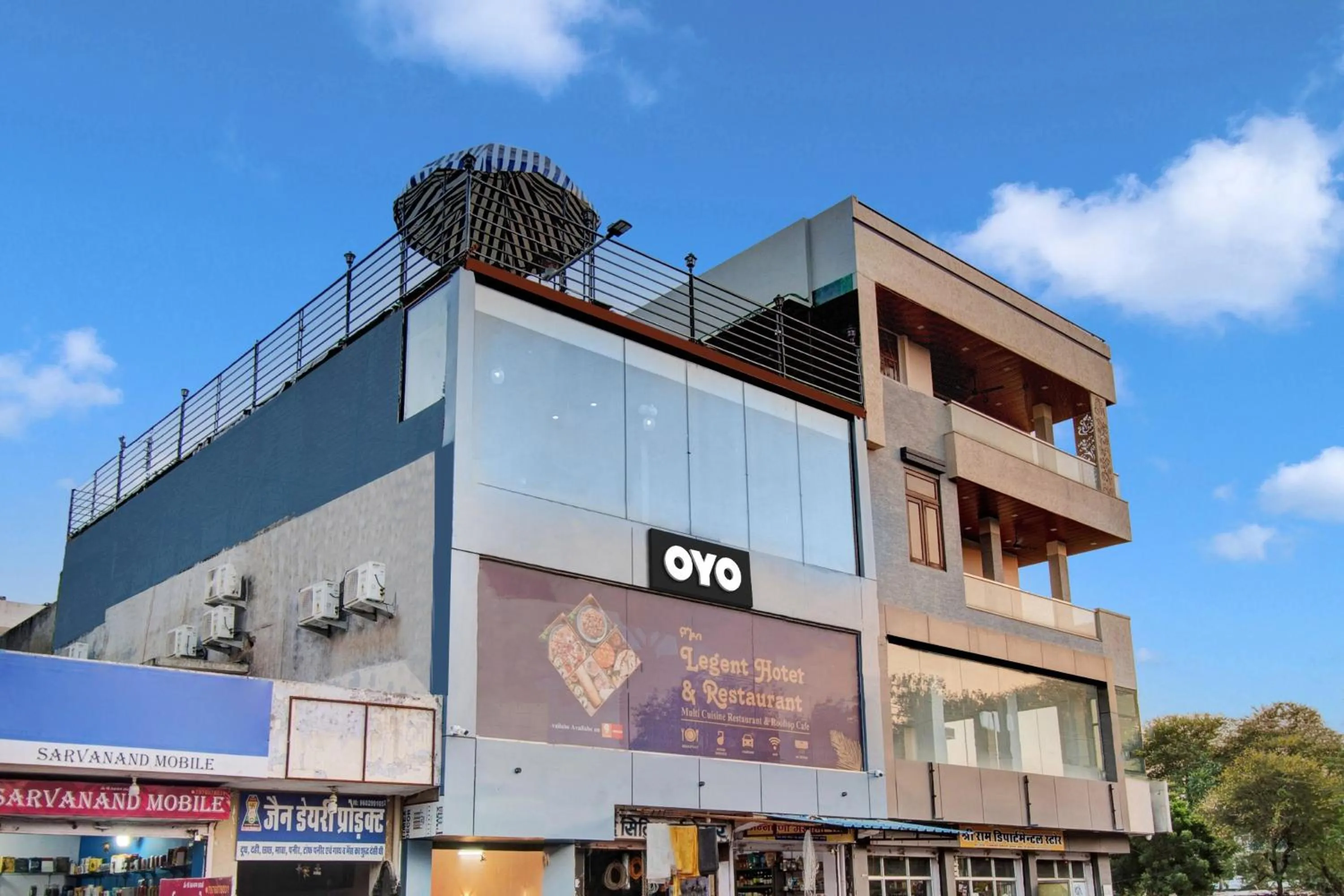Facade/entrance in Hotel O The Legent Hotel