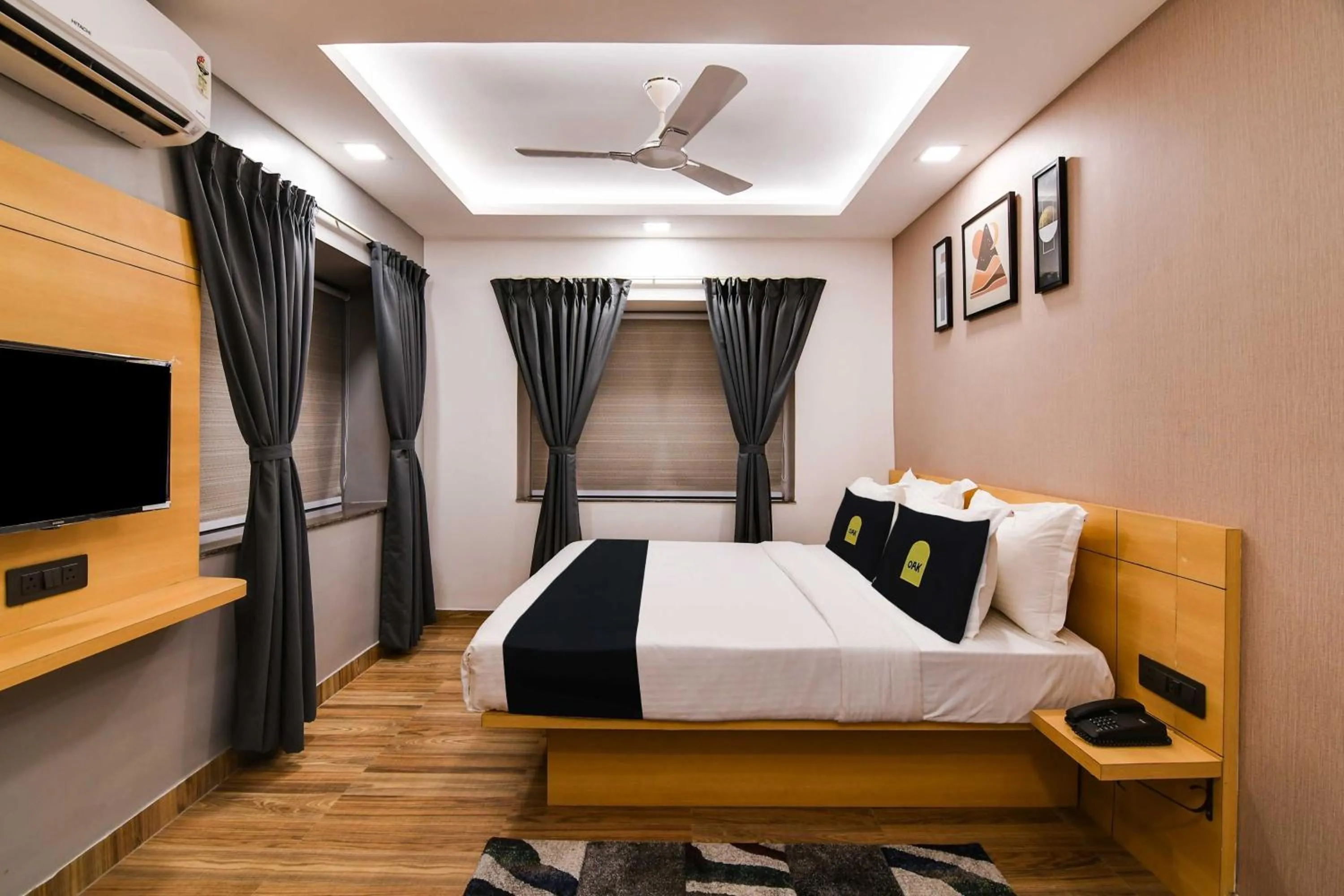 Bedroom, Bed in Townhouse Oak Sayhallo Ecstasy