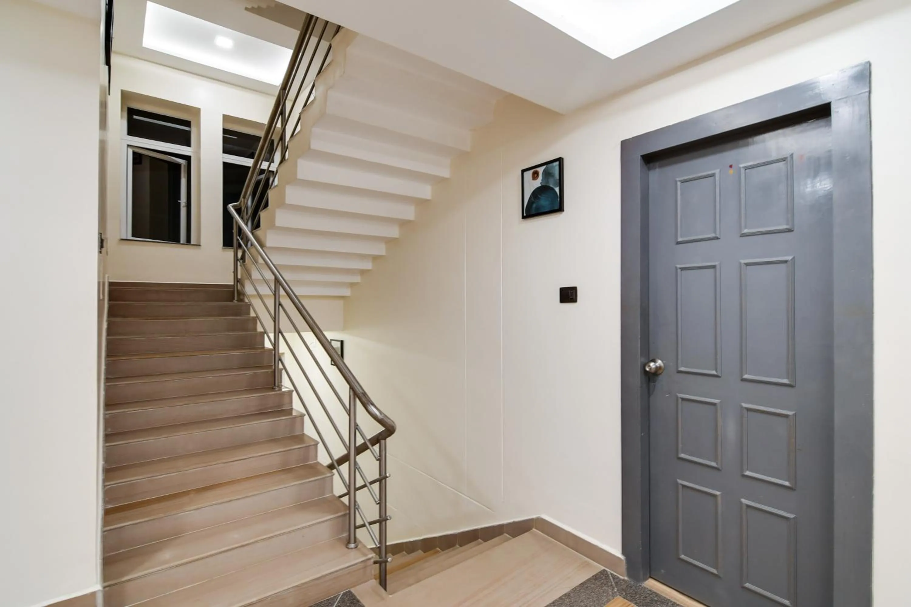 Lobby or reception in Townhouse Oak Sayhallo Ecstasy