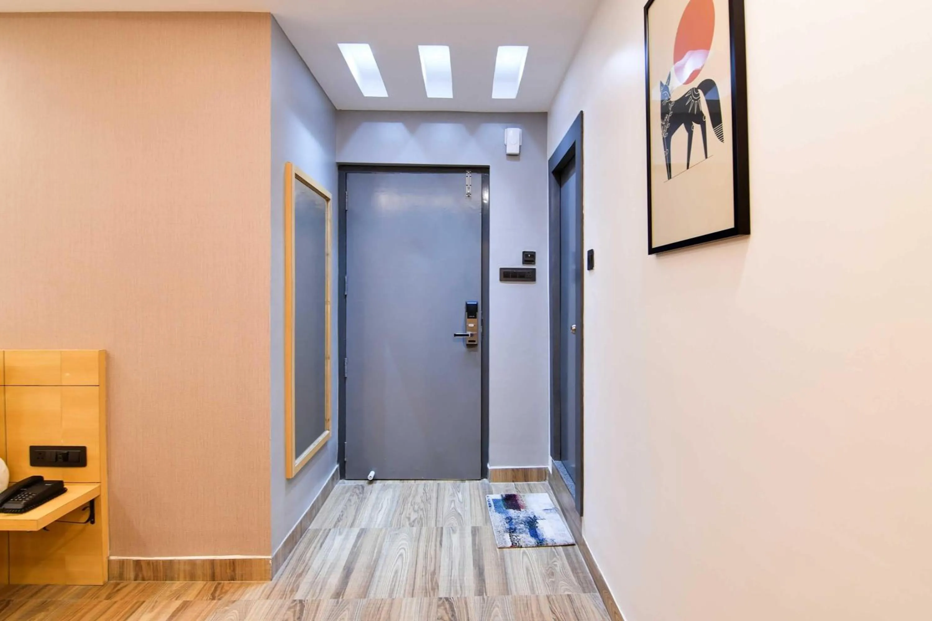 Bedroom in Townhouse Oak Sayhallo Ecstasy