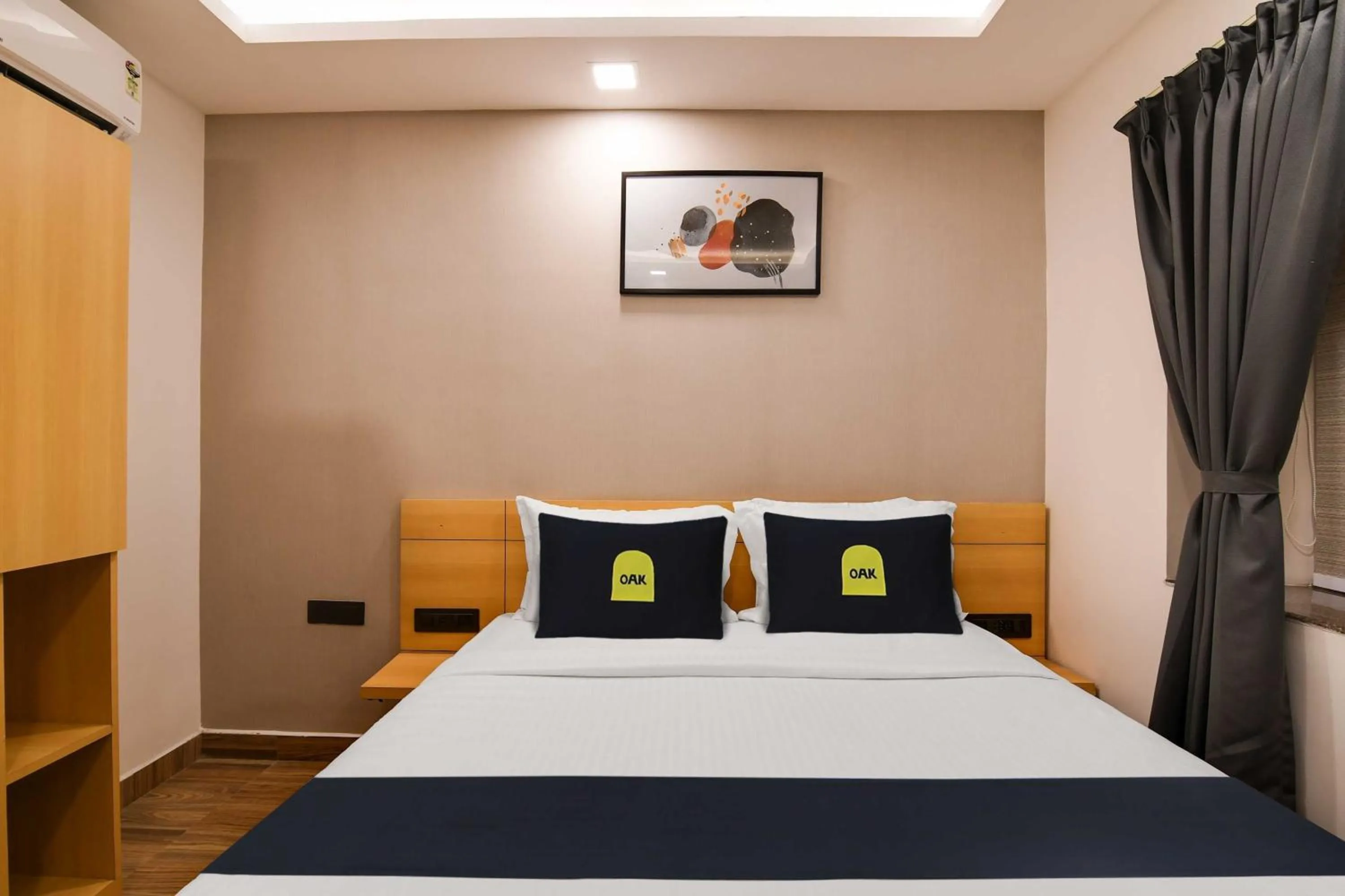 Lobby or reception, Bed in Townhouse Oak Sayhallo Ecstasy