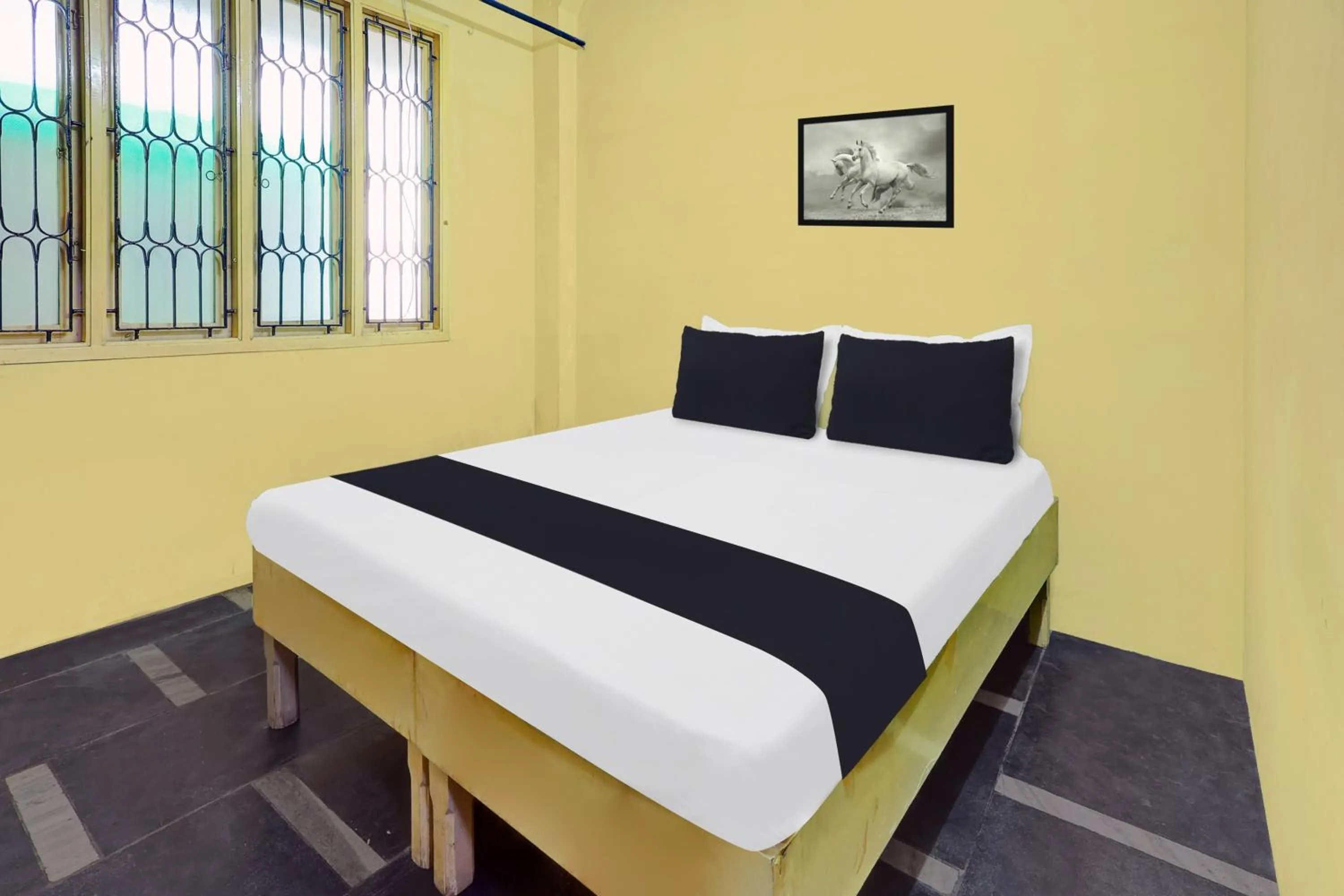 Bedroom, Bed in Hotel O RK HOTEL