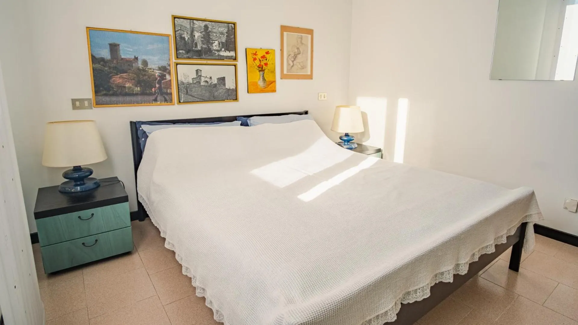Other, Bed in Smiling Apartment - Italian Homing