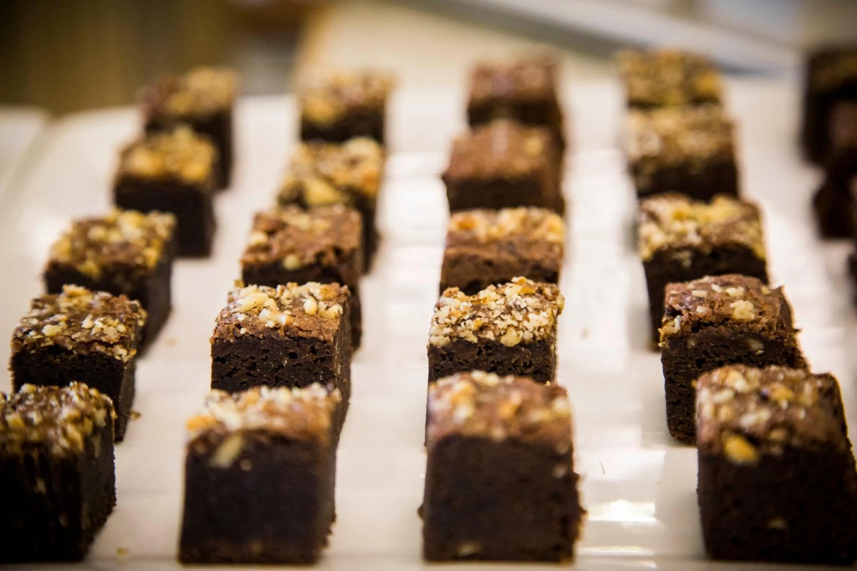 Restaurant/places to eat in Rhythm Gurugram Hotel & Suites, Sohna Road