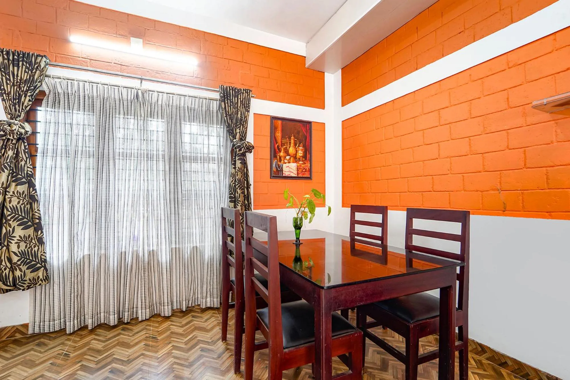 Dining area in Star Inn Plus