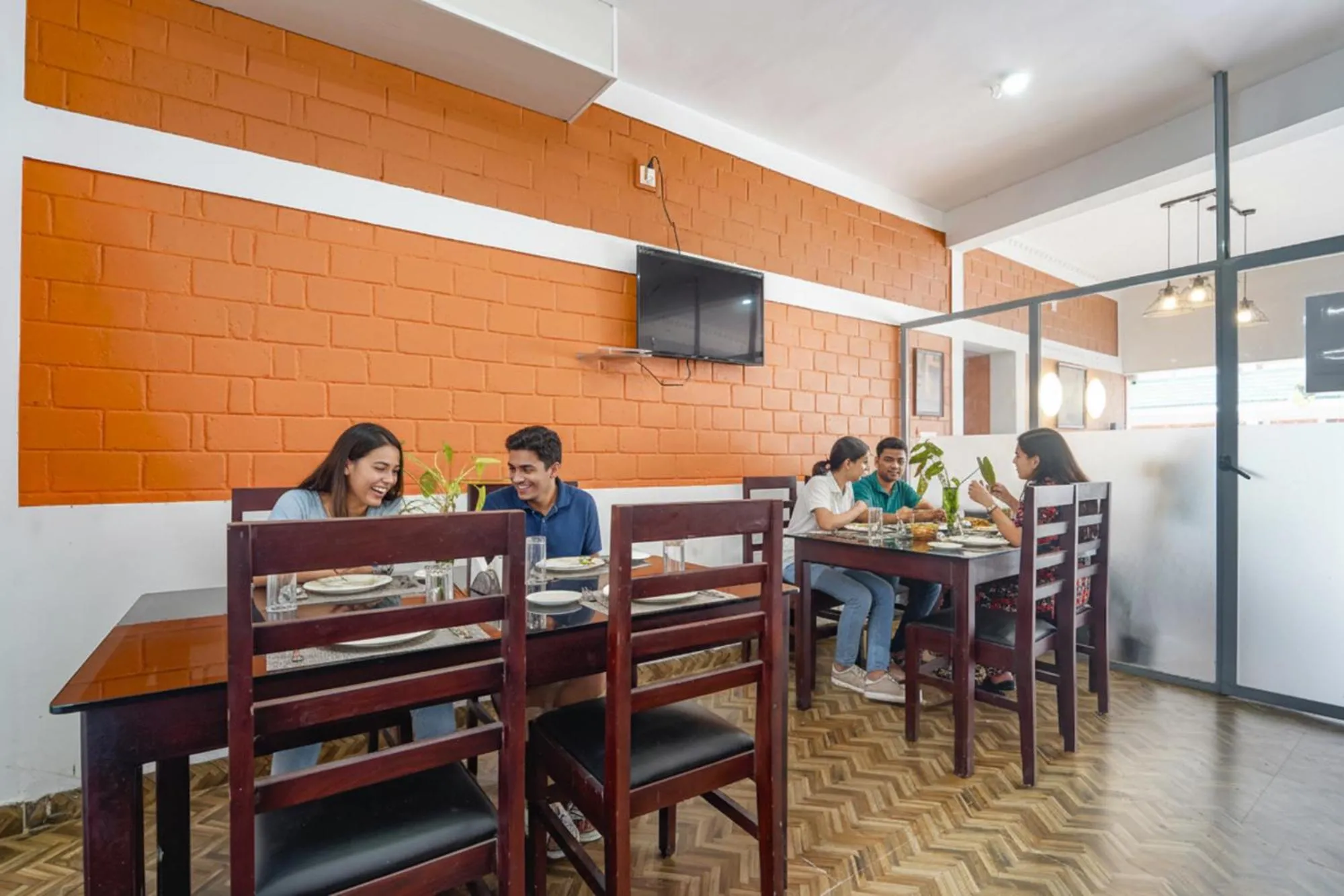 Restaurant/places to eat in Star Inn Plus