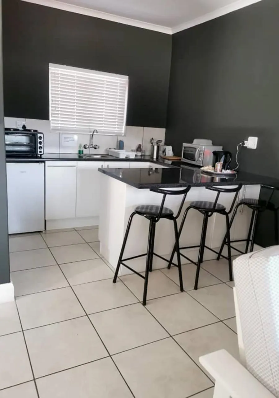 Coffee/tea facilities in Tiffanys B & B,