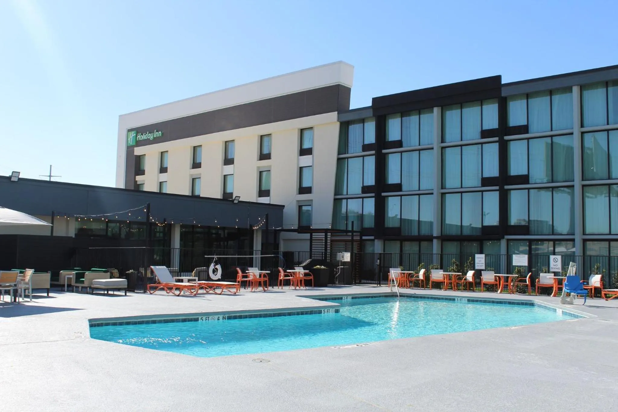 Holiday Inn Dallas Market Ctr Love Field by IHG