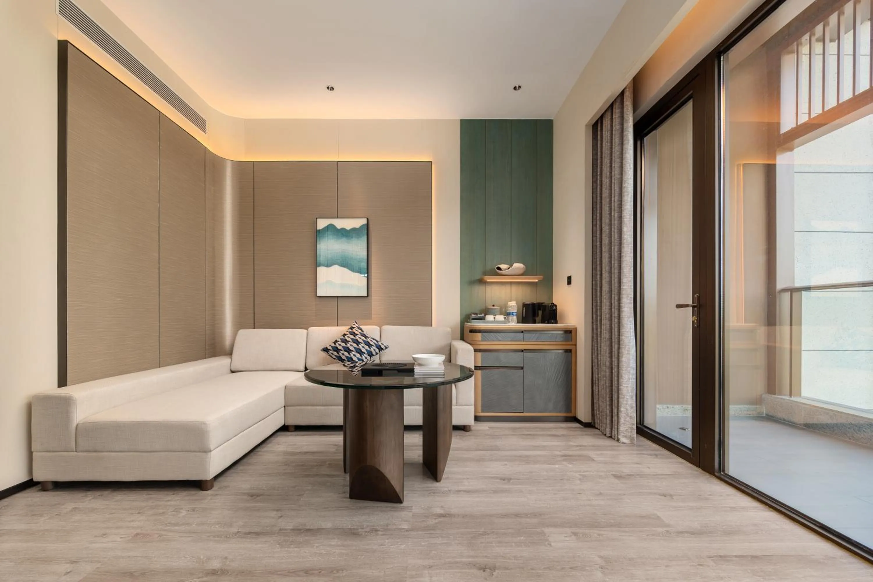 Bed in Crowne Plaza Ganzhou by IHG