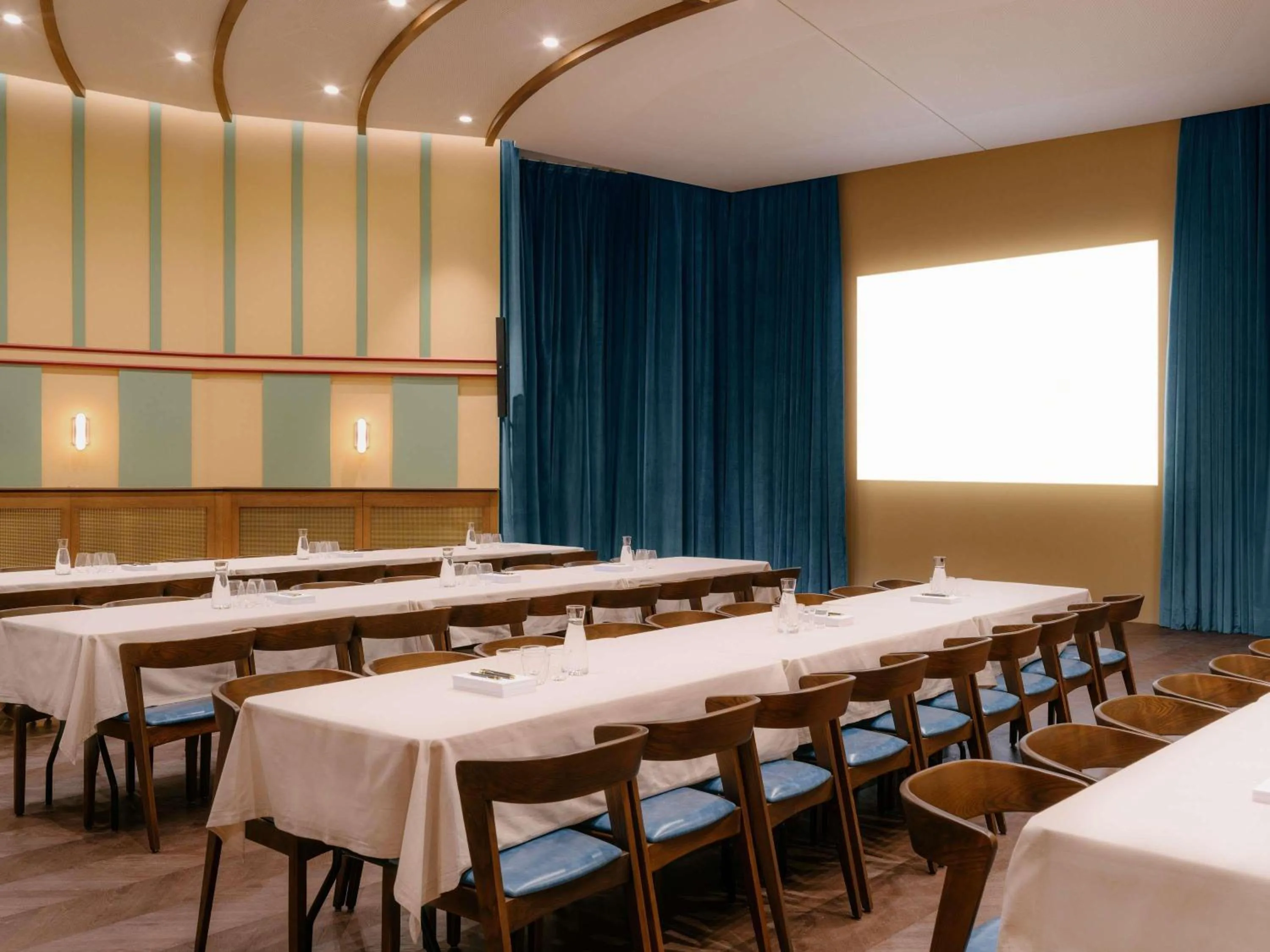 Meeting/conference room in The Hoxton Vienna