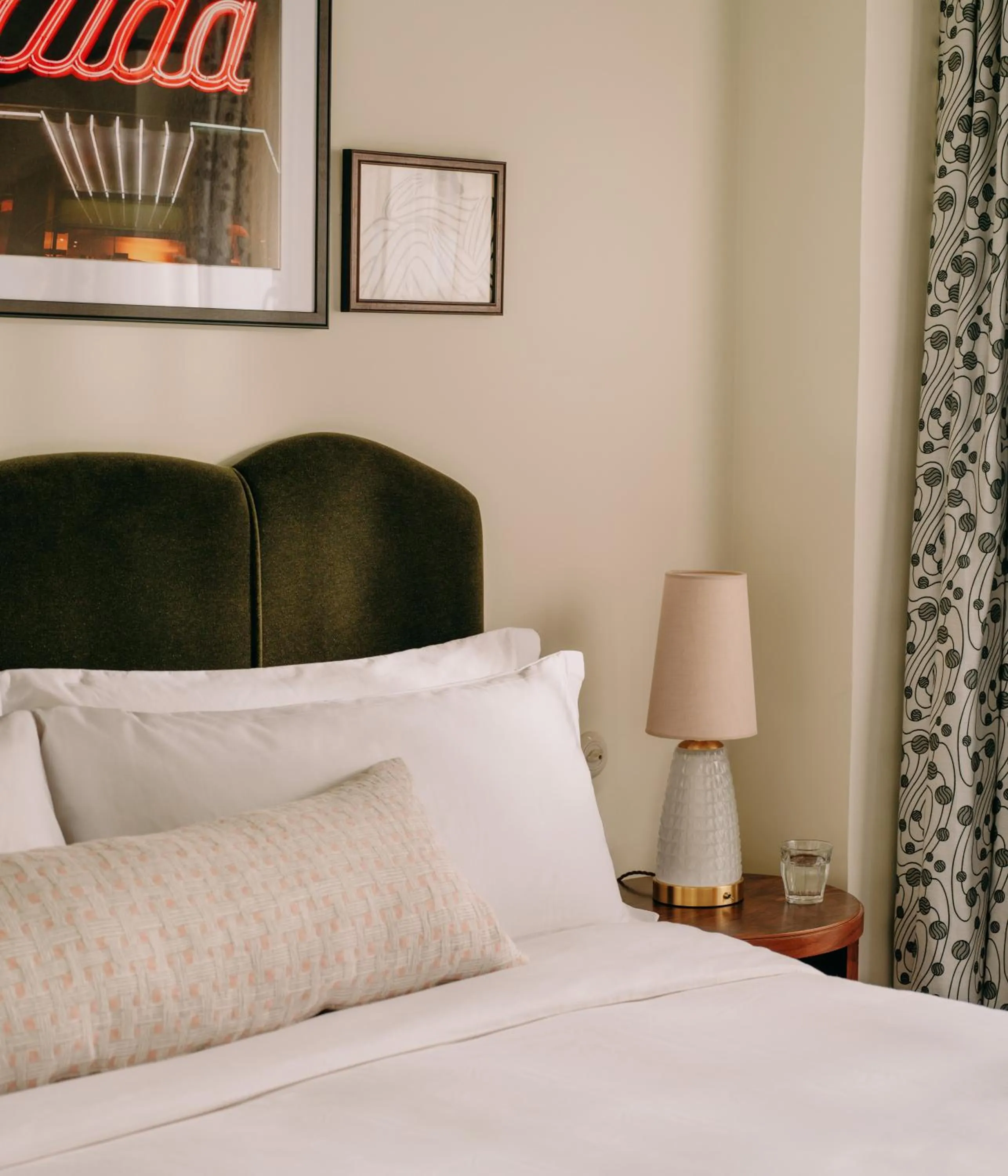 Bed in The Hoxton Vienna