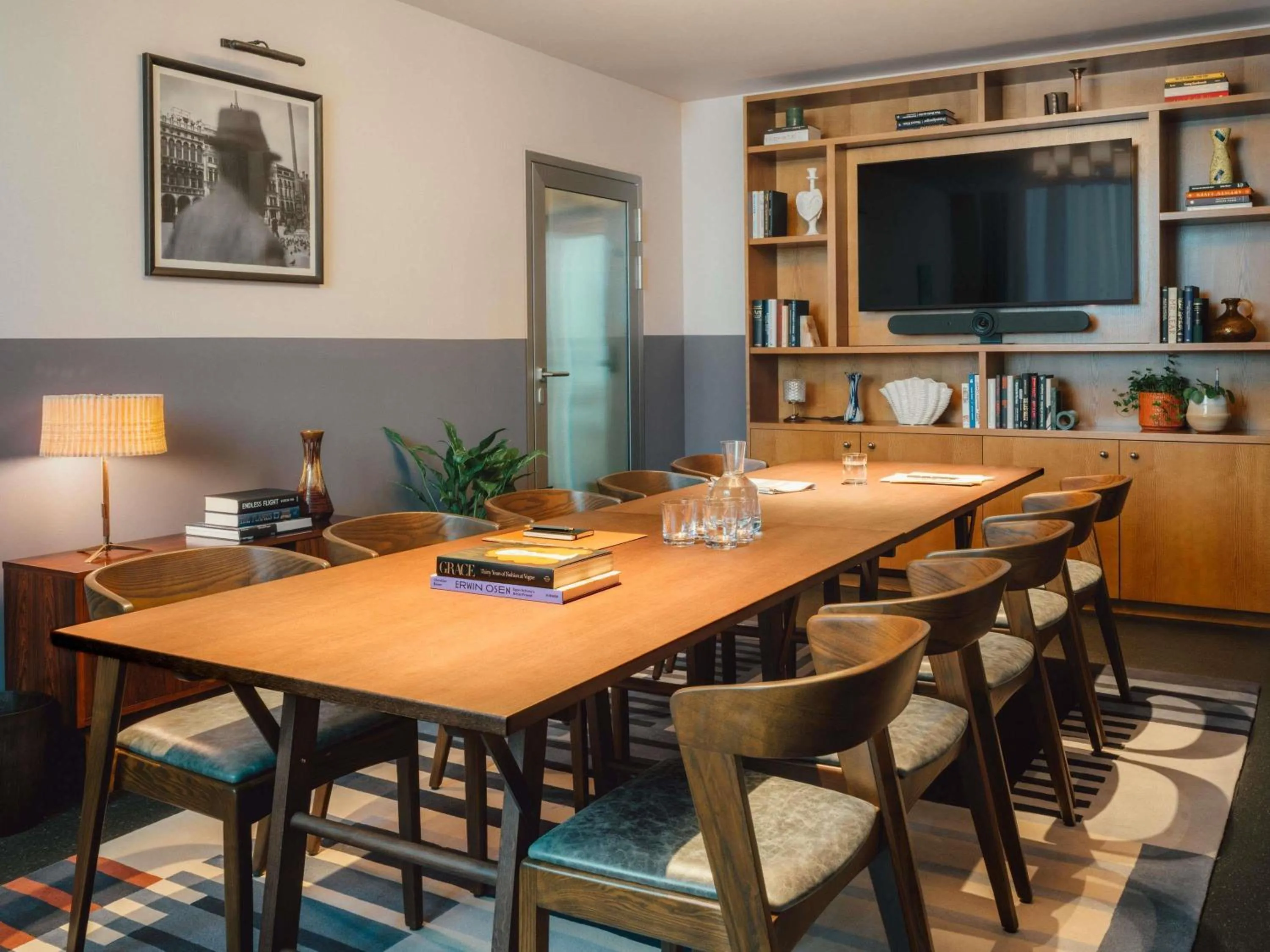 Meeting/conference room in The Hoxton Vienna