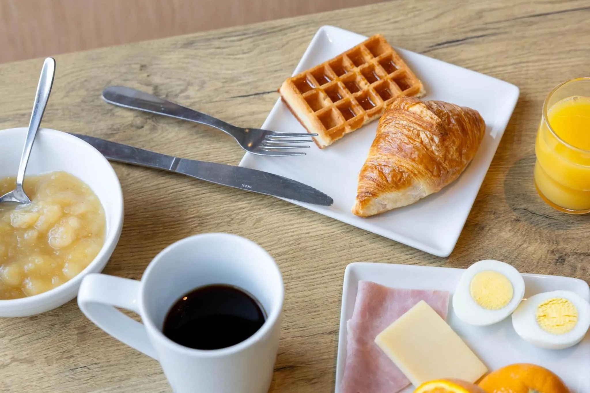 Buffet breakfast in ibis budget Toulouse Labège