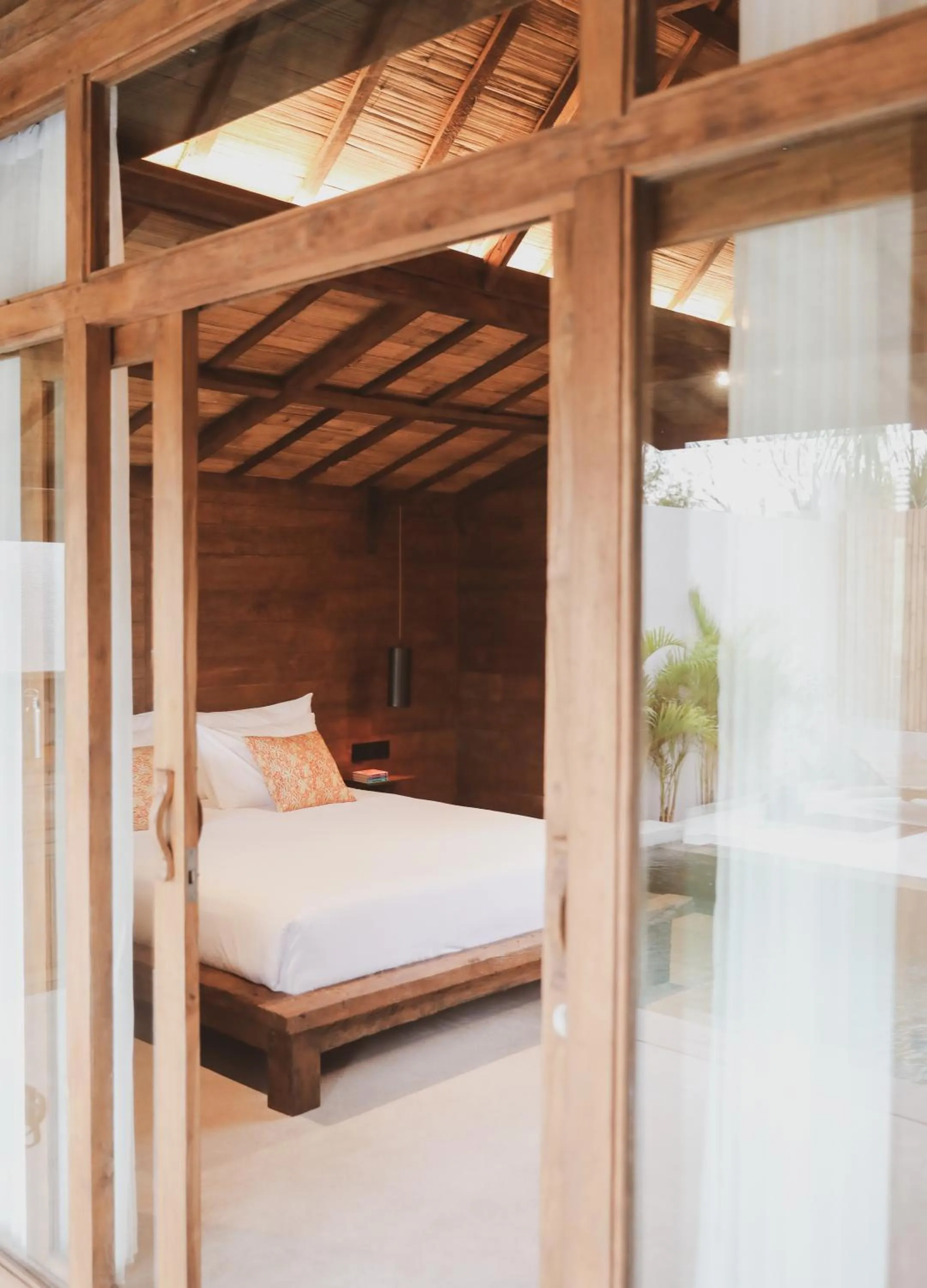 Bed in Kalyana Villa Gili Air