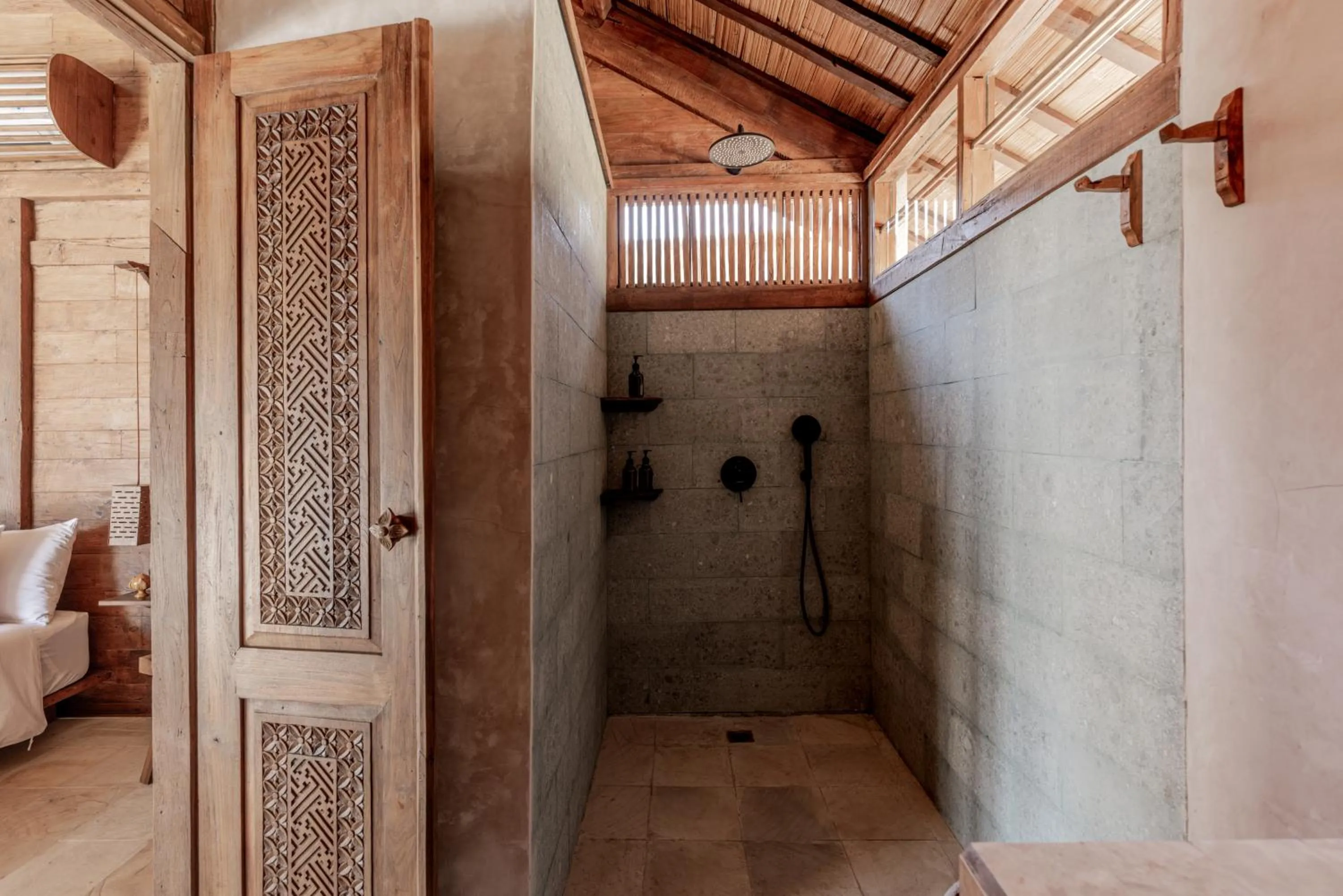 Bathroom in Kalyana Villa Gili Air