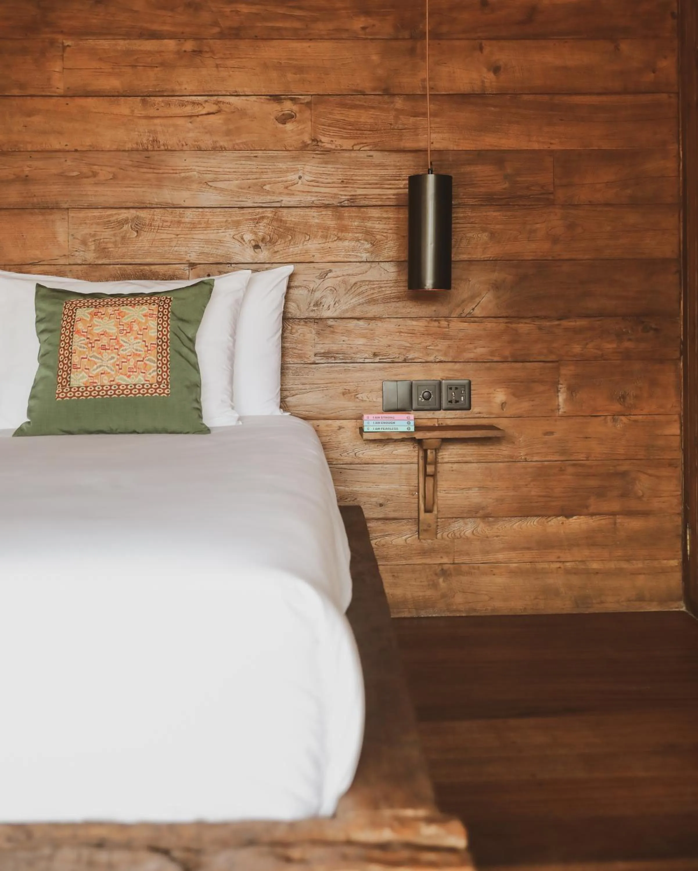 Bed in Kalyana Villa Gili Air