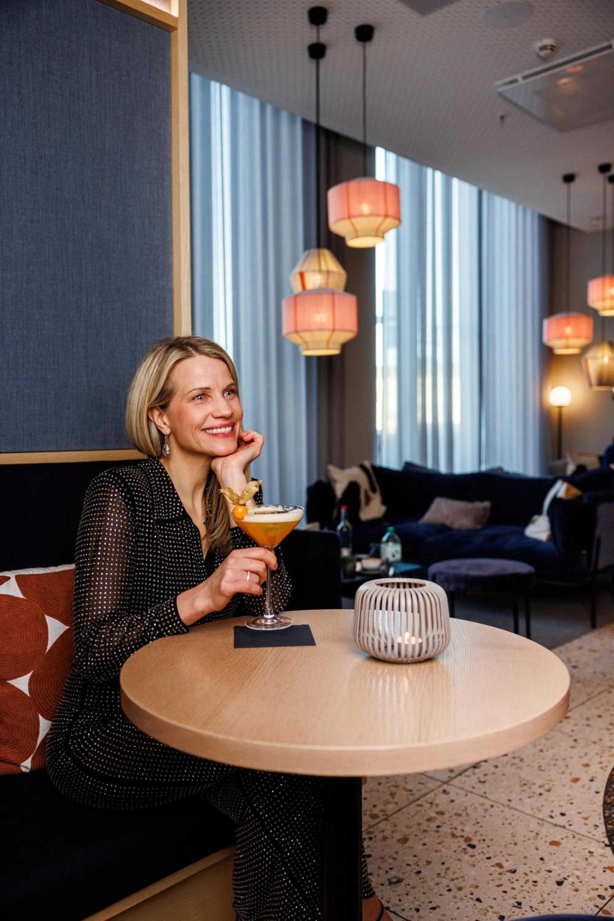 Restaurant/places to eat in Novotel Hamburg Central Station