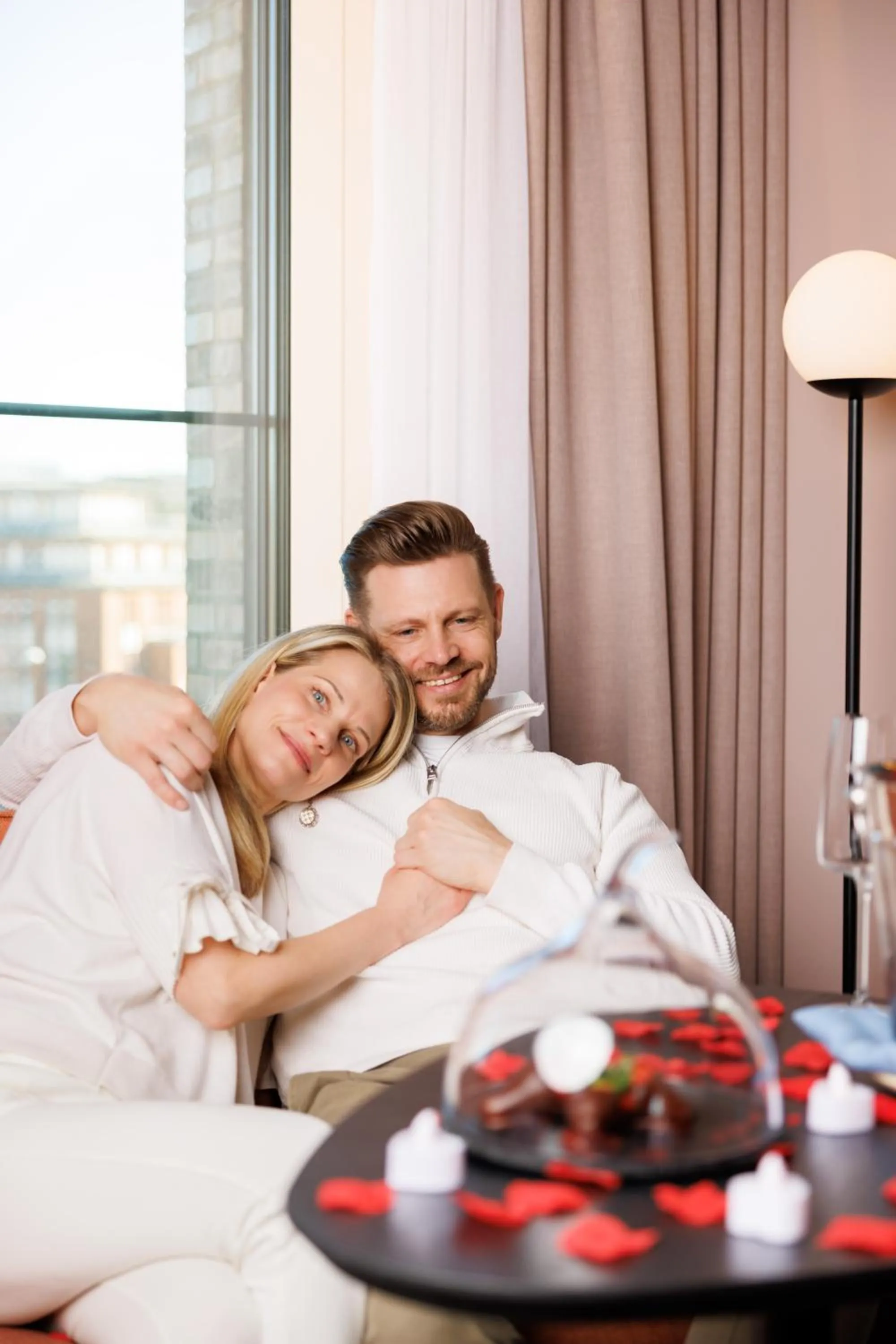 Guests, Bed in Novotel Hamburg Central Station