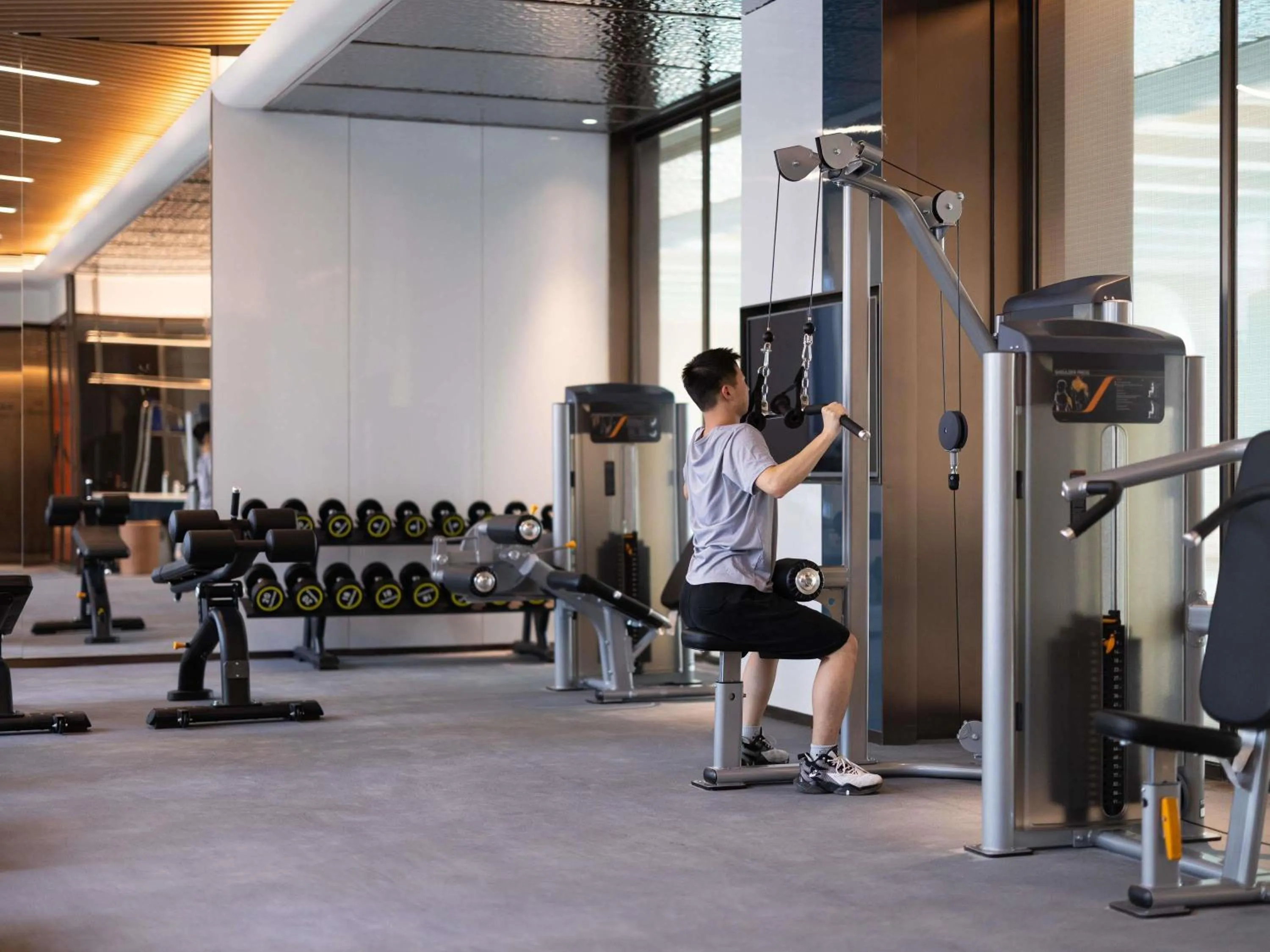 Fitness centre/facilities in Grand Mercure Yichang Waitan