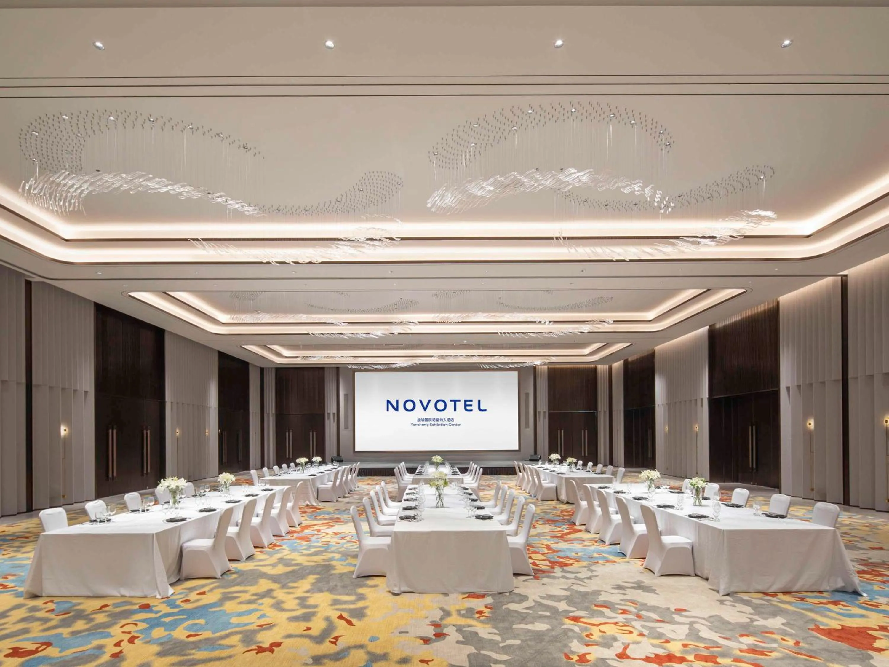 Meeting/conference room in Novotel Yancheng Exhibition Center