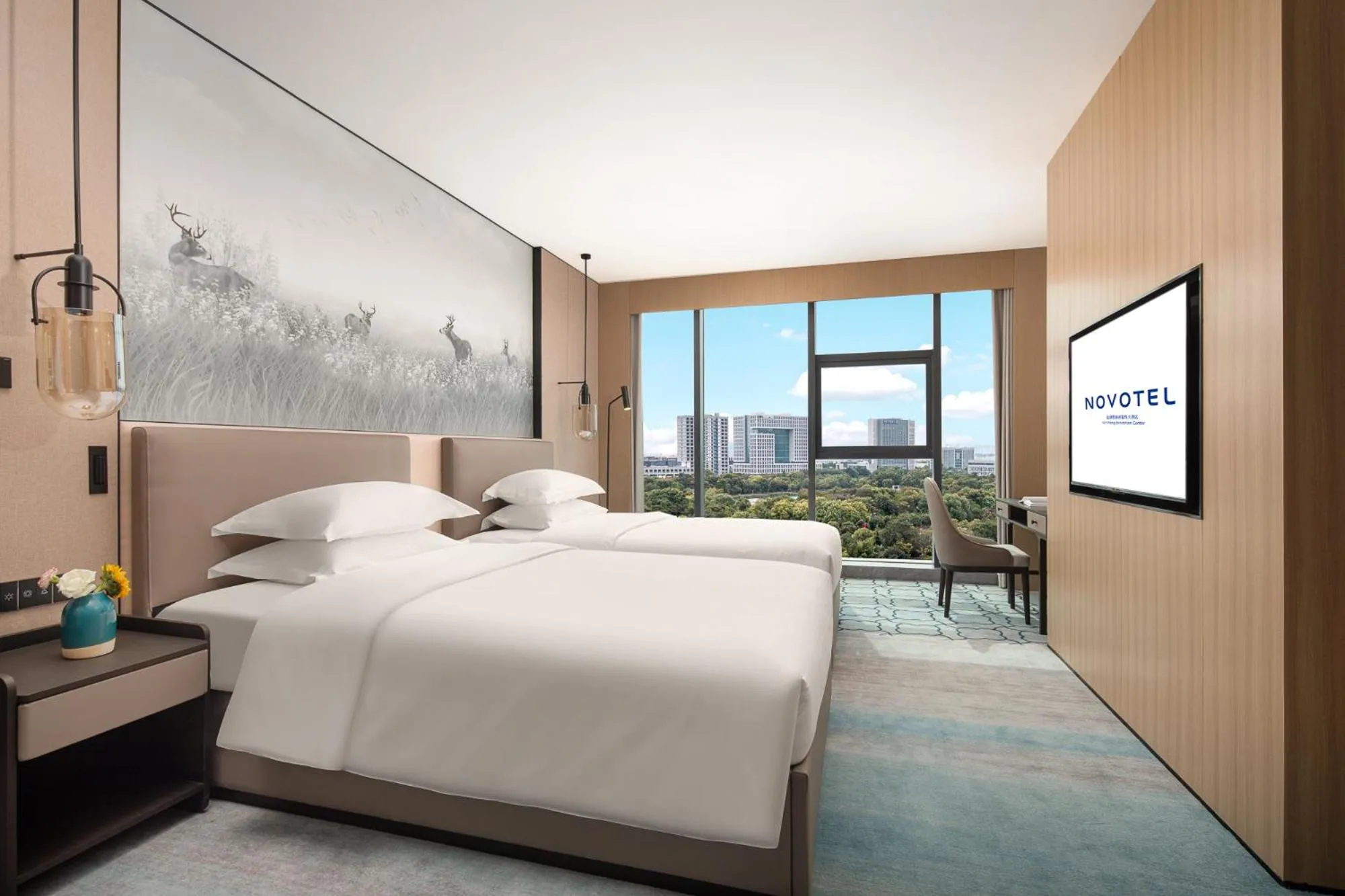 Bed in Novotel Yancheng Exhibition Center