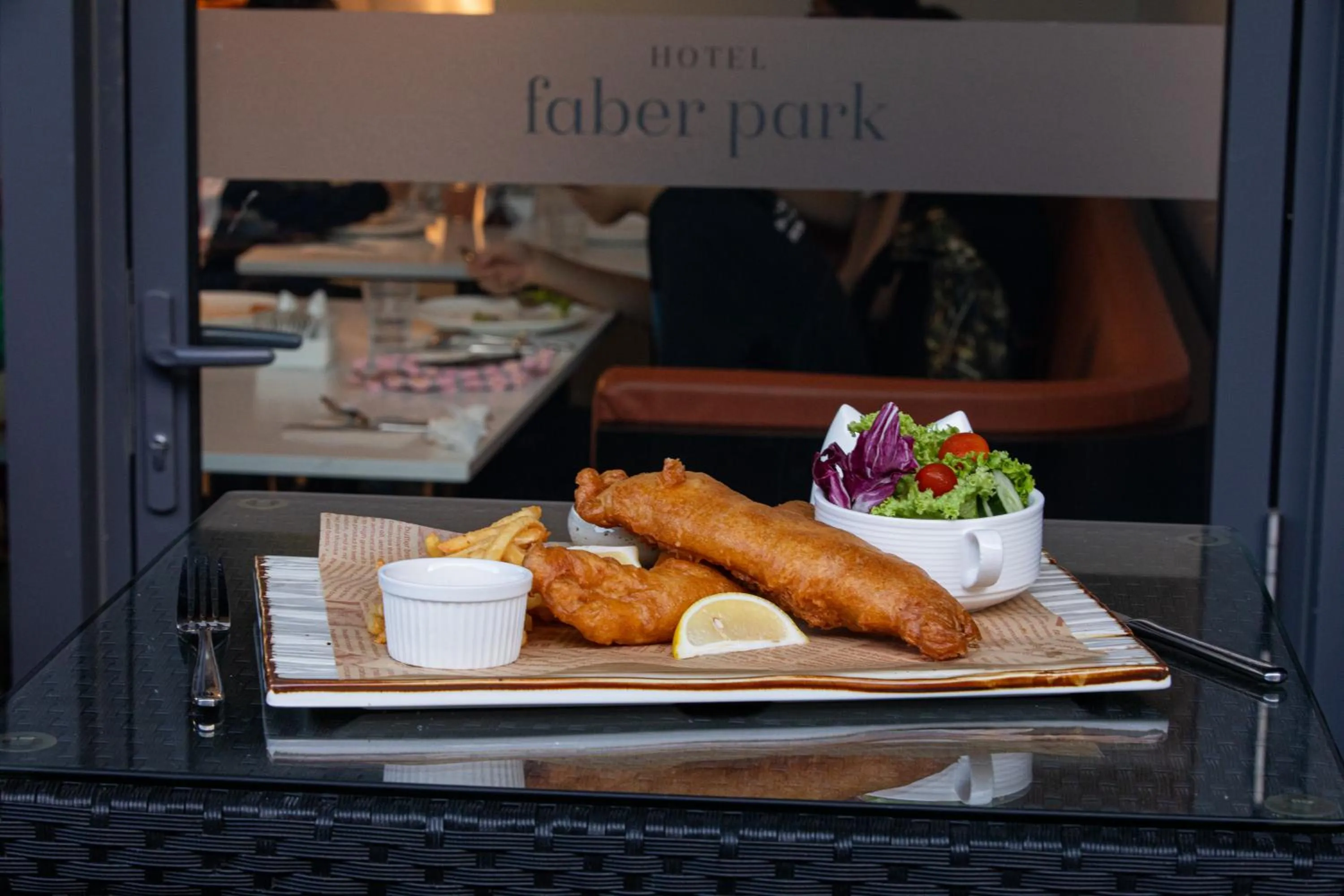 Restaurant/places to eat in Hotel Faber Park Singapore - Handwritten Collection