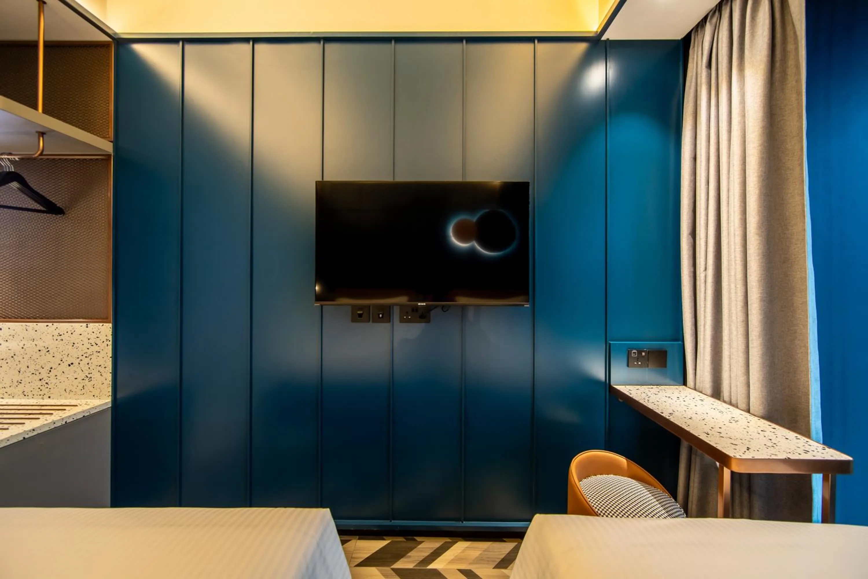 TV and multimedia in Hotel Faber Park Singapore - Handwritten Collection