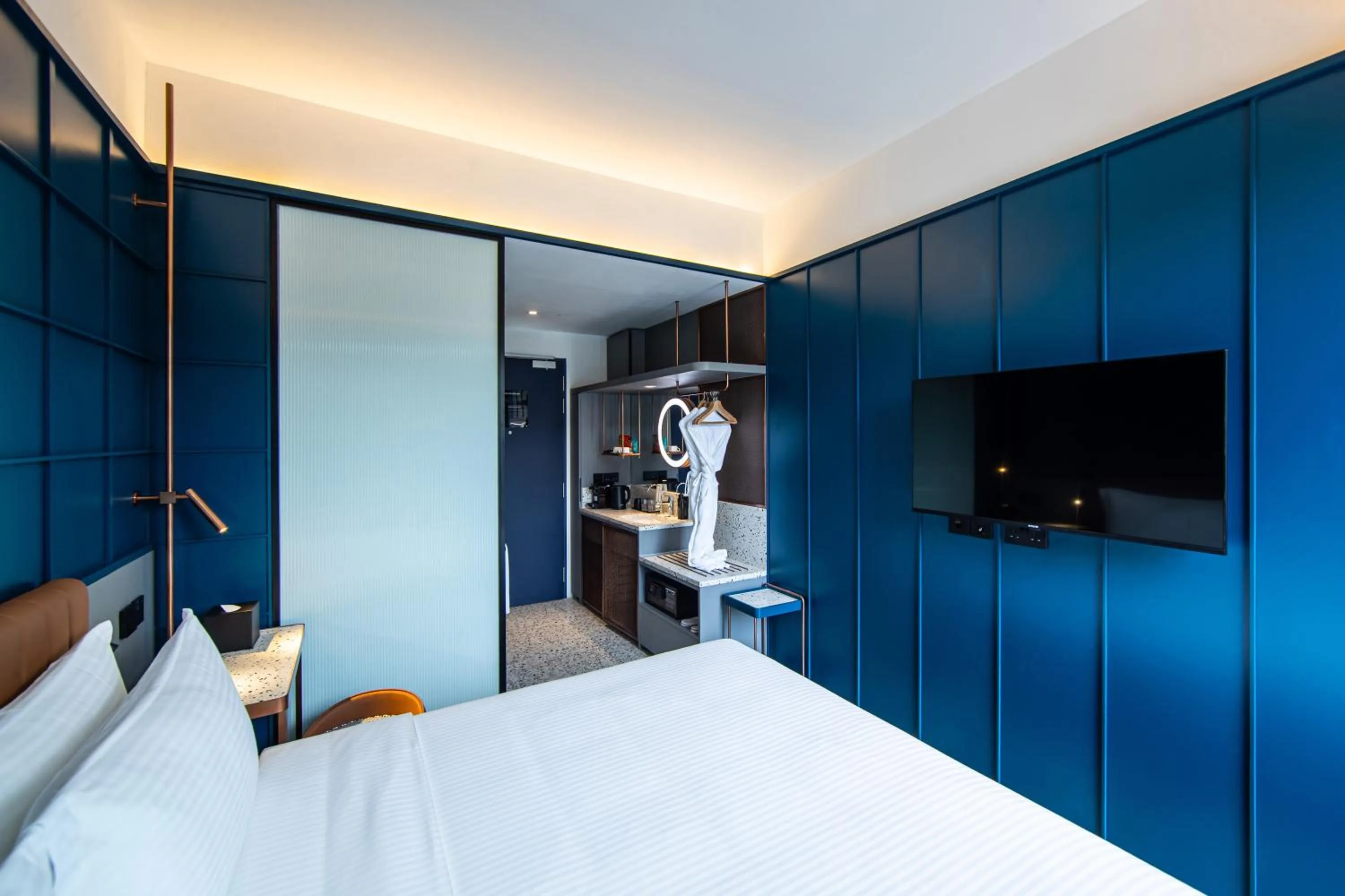 Bed in Hotel Faber Park Singapore - Handwritten Collection