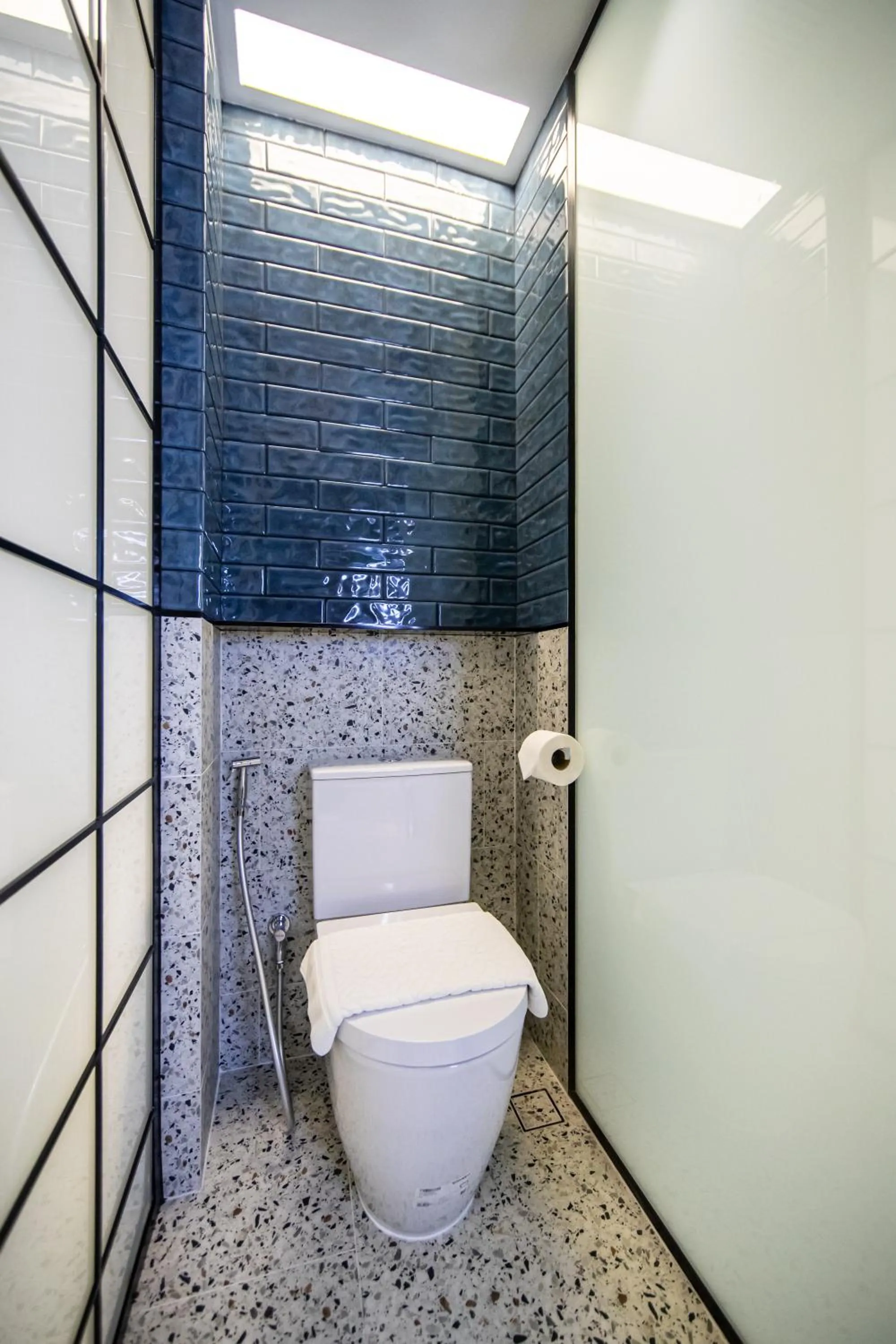 Toilet in Hotel Faber Park Singapore - Handwritten Collection