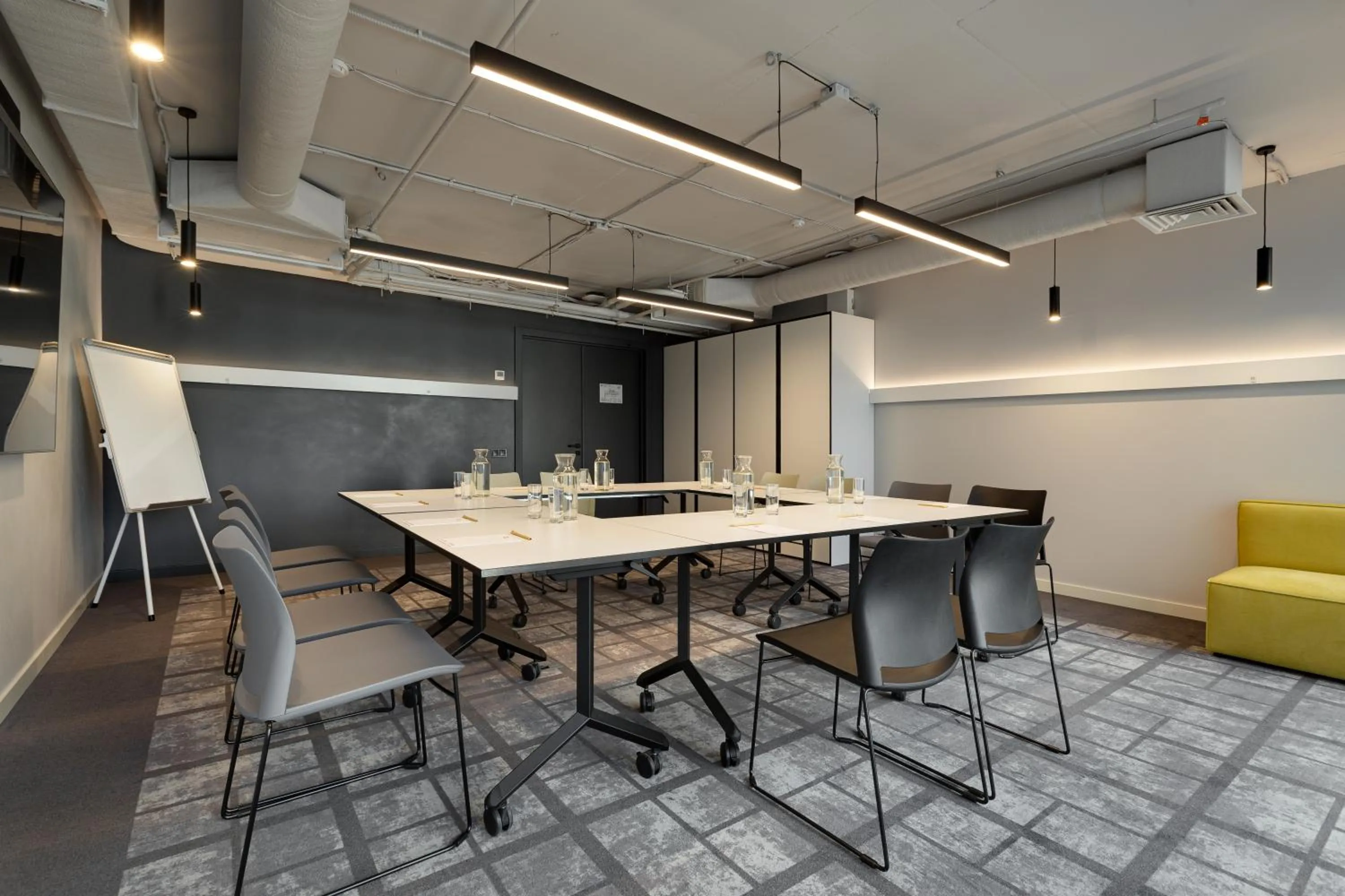 Meeting/conference room in ibis Kyiv Beresteiska