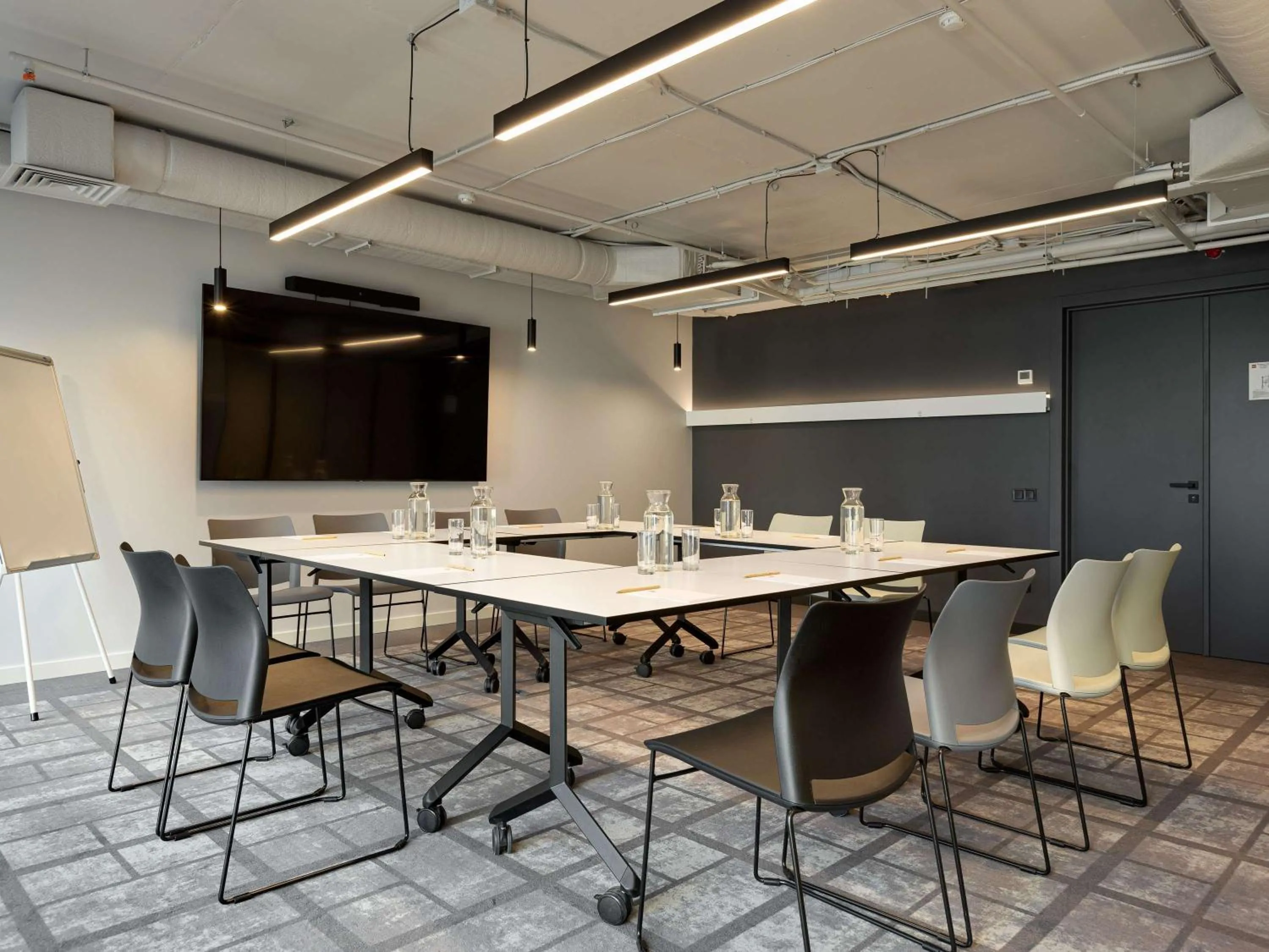 Meeting/conference room in ibis Kyiv Beresteiska