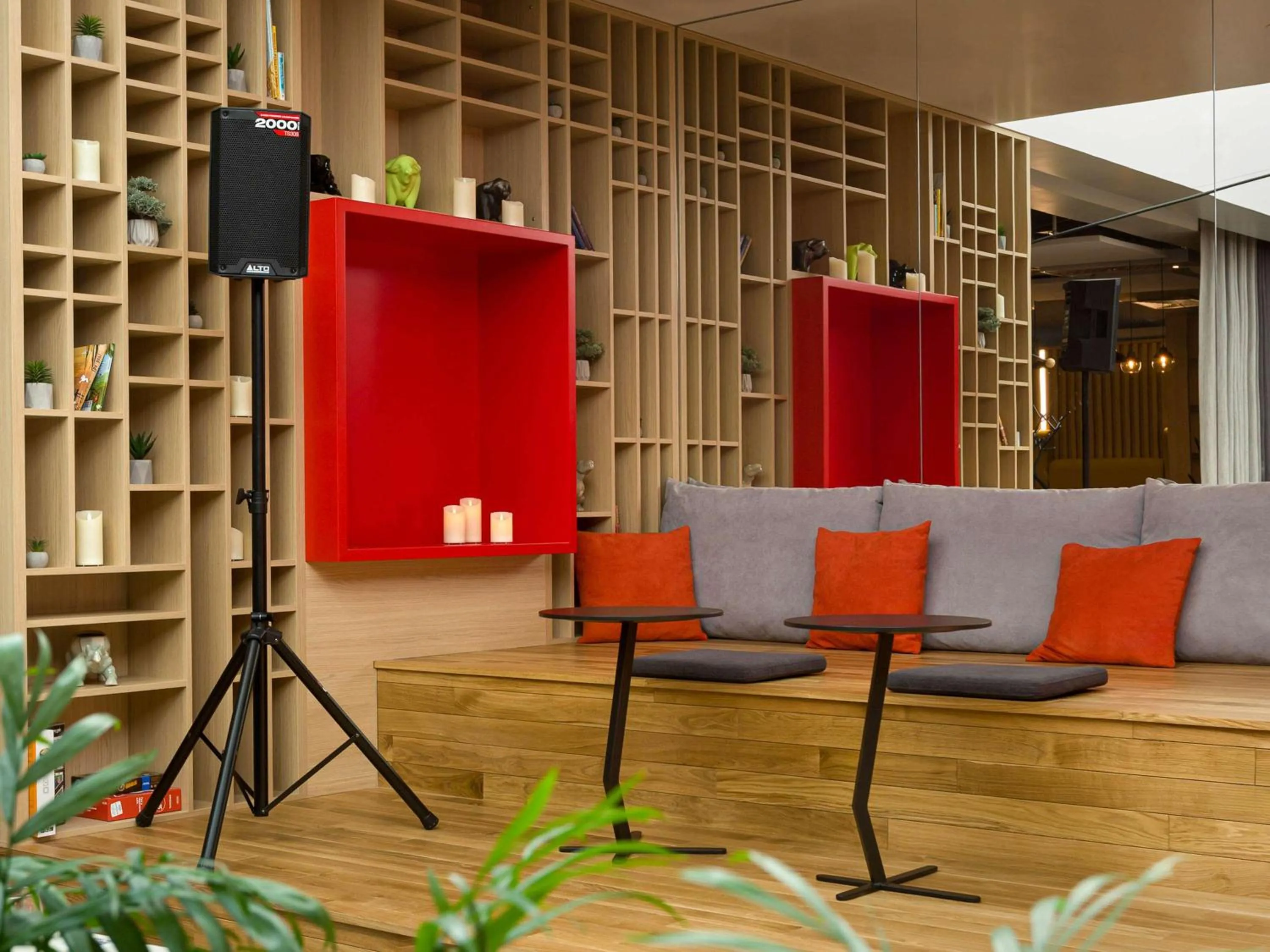 Lounge or bar in ibis Kyiv Beresteiska