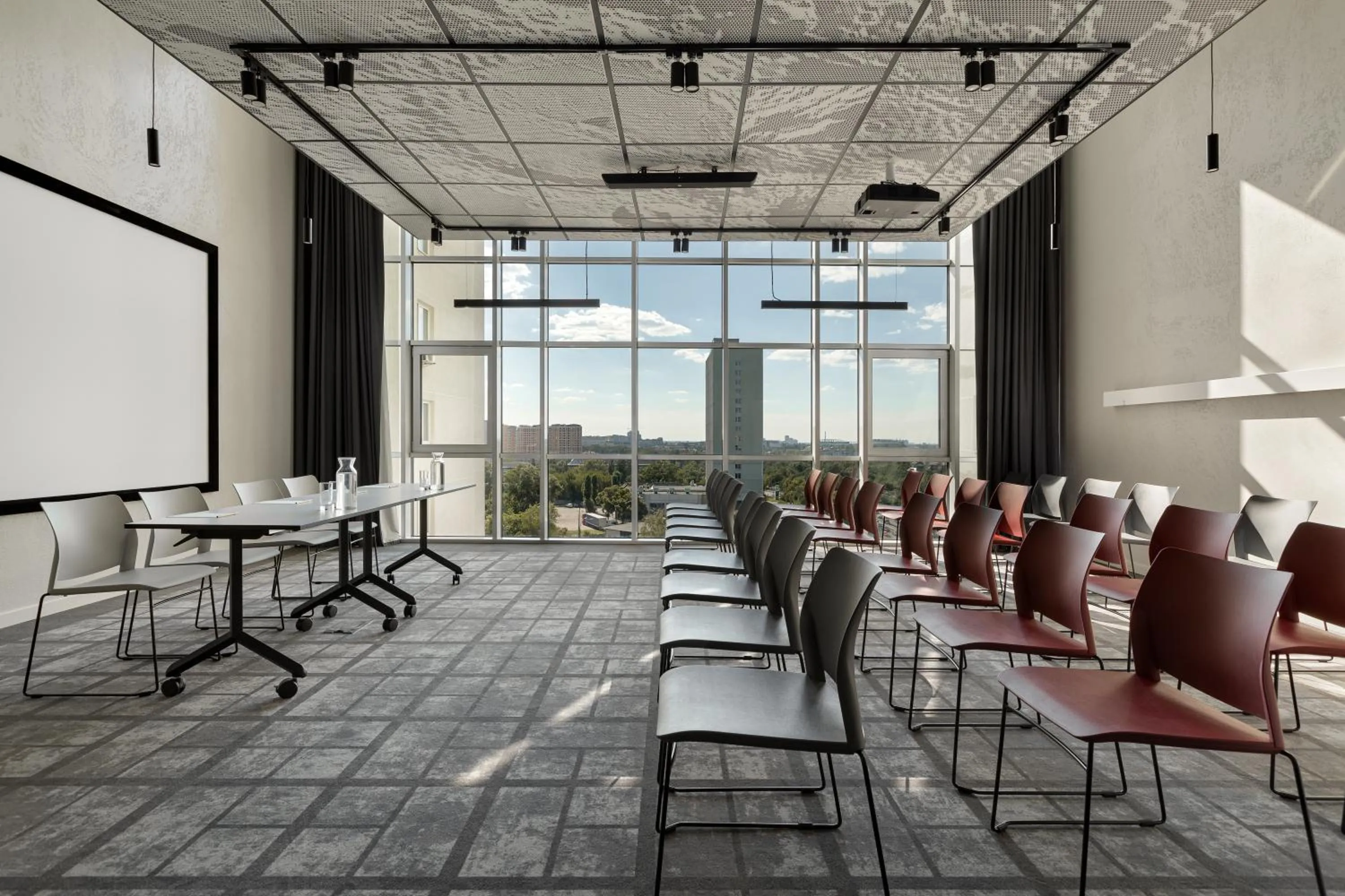 Meeting/conference room in ibis Kyiv Beresteiska