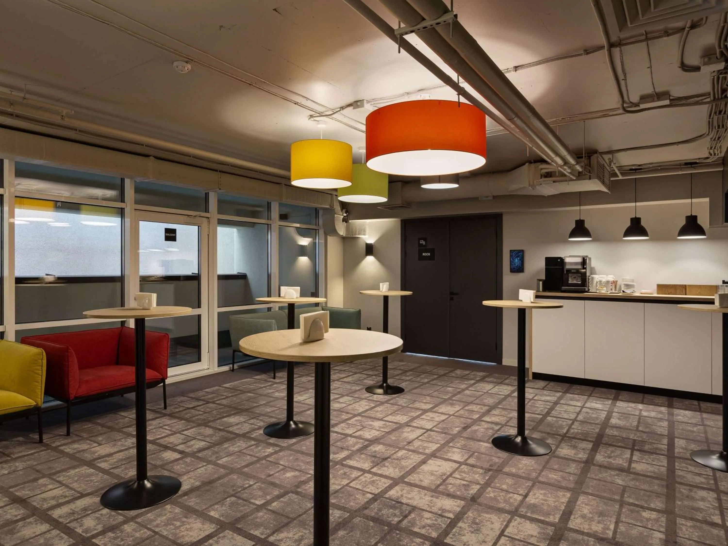 Meeting/conference room in ibis Kyiv Beresteiska