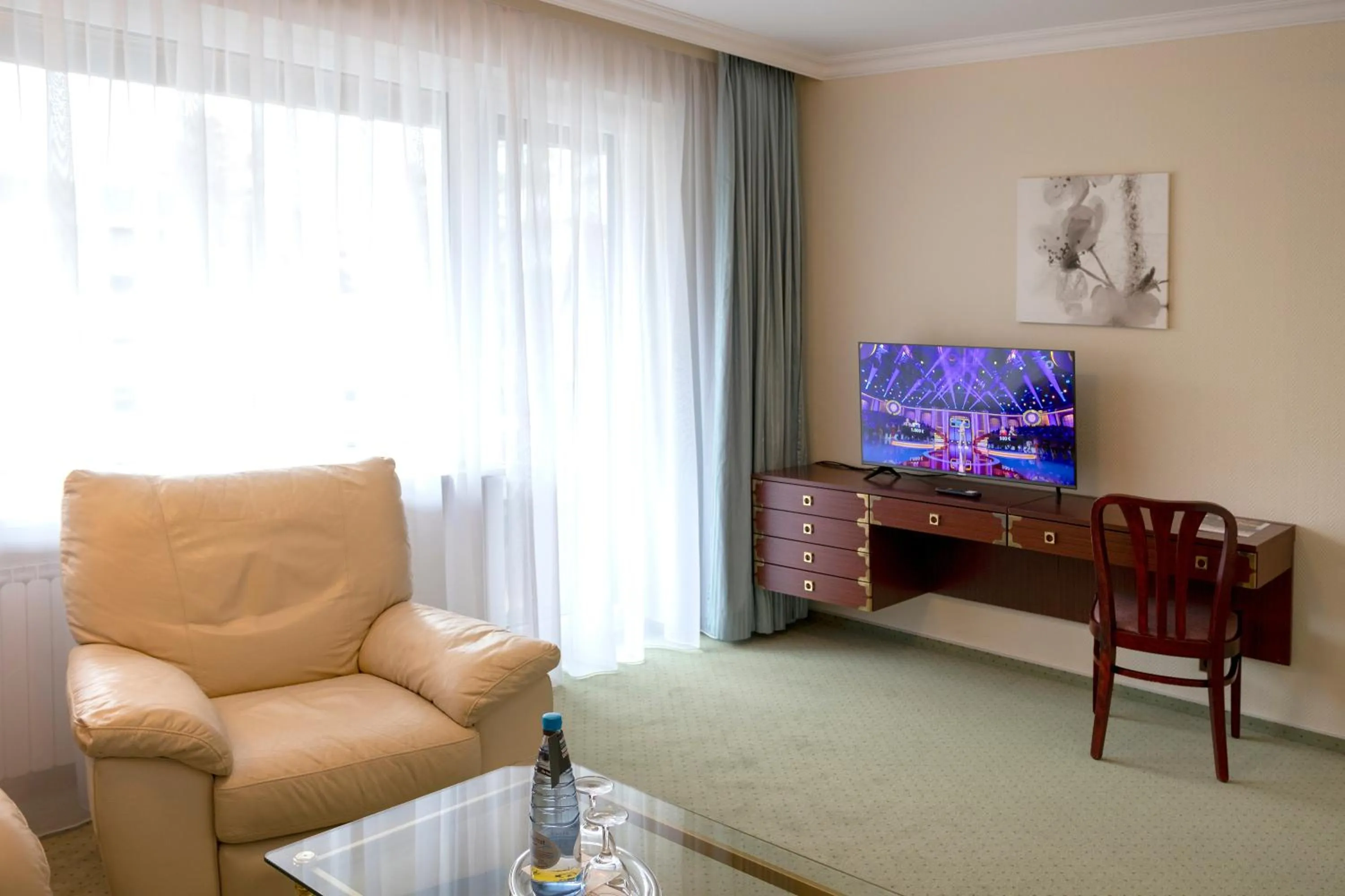 Photo of the whole room in Golf- und Wellnesshotel Amtsheide