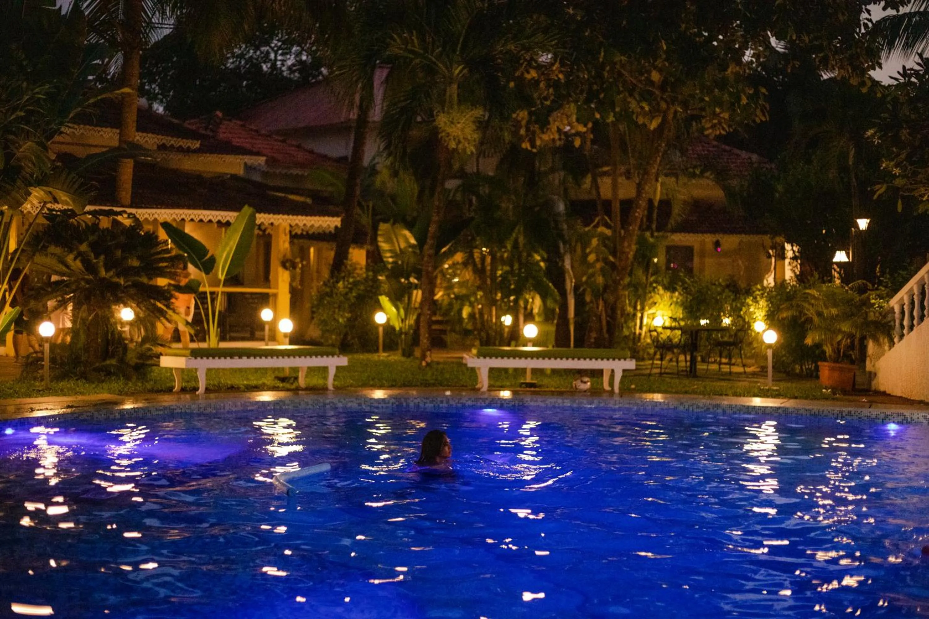 Property building in Sashas Holiday Village