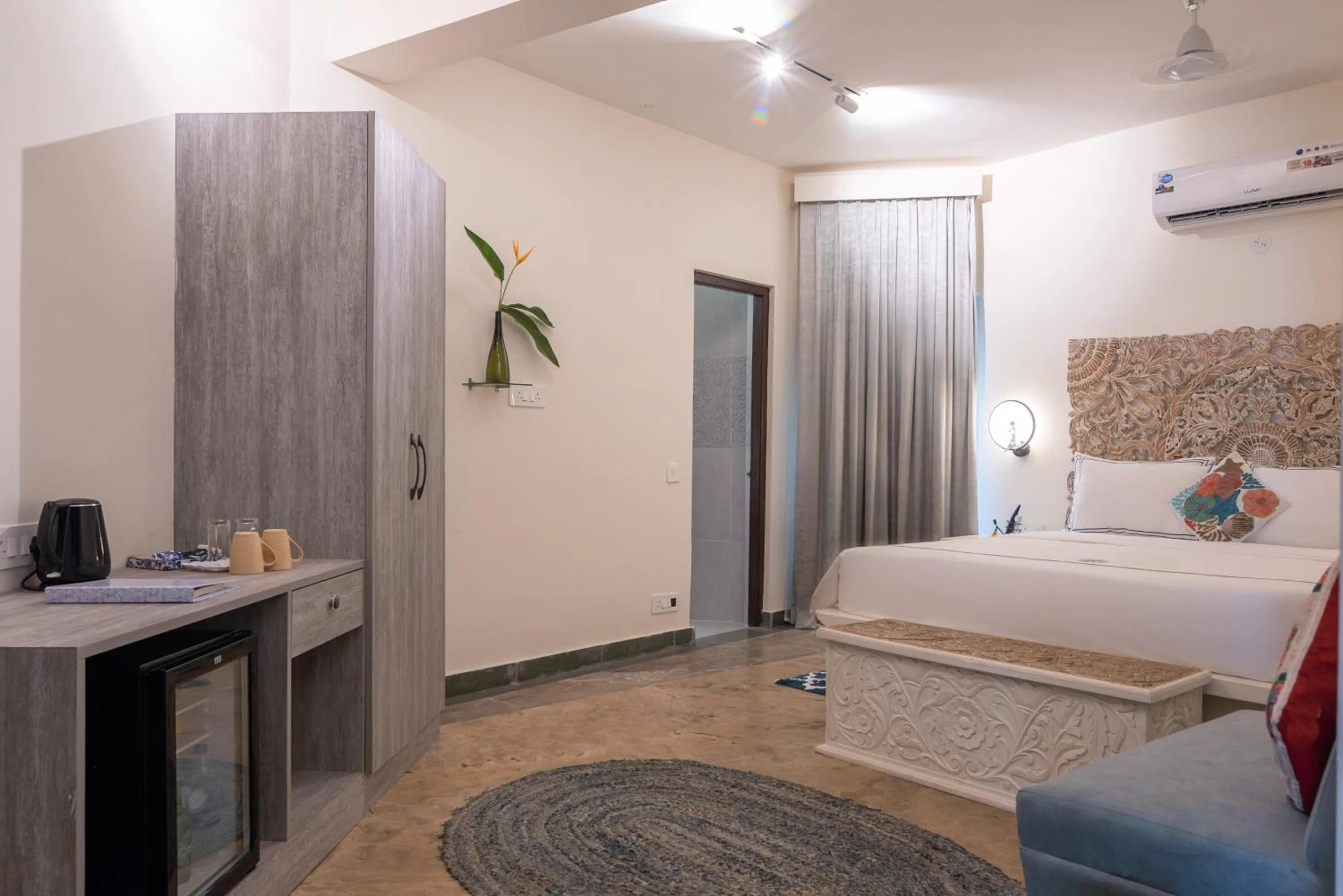 Bed in Sashas Holiday Village