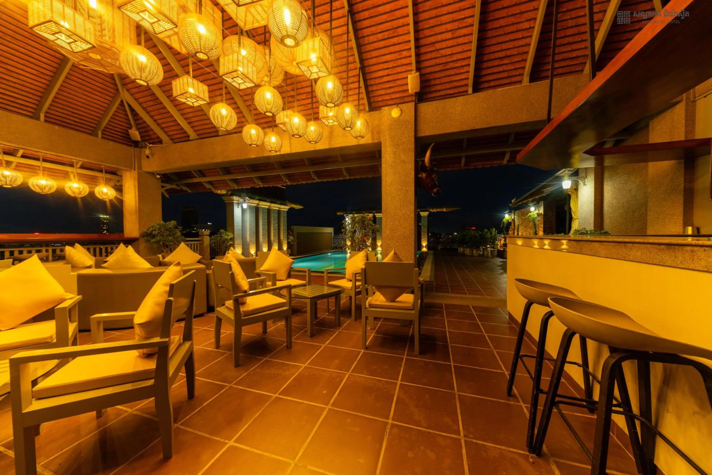 Restaurant/places to eat in Jaya Suites Hotel